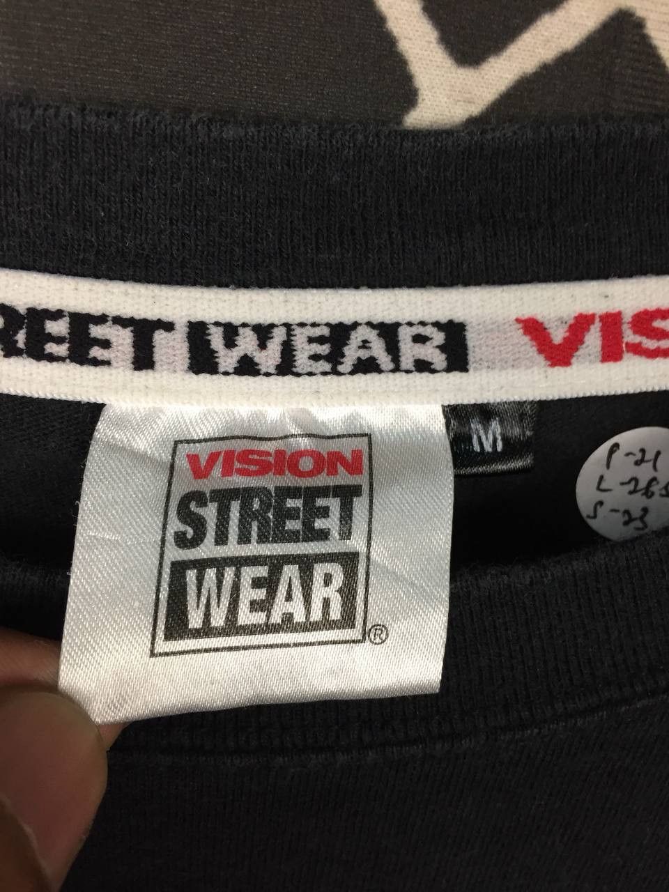 Vision Streetwear Vision Street Wear Embroidered Logo Long Sleeve Tee Size M Size US M / EU 48-50 / 2 - 7 Thumbnail