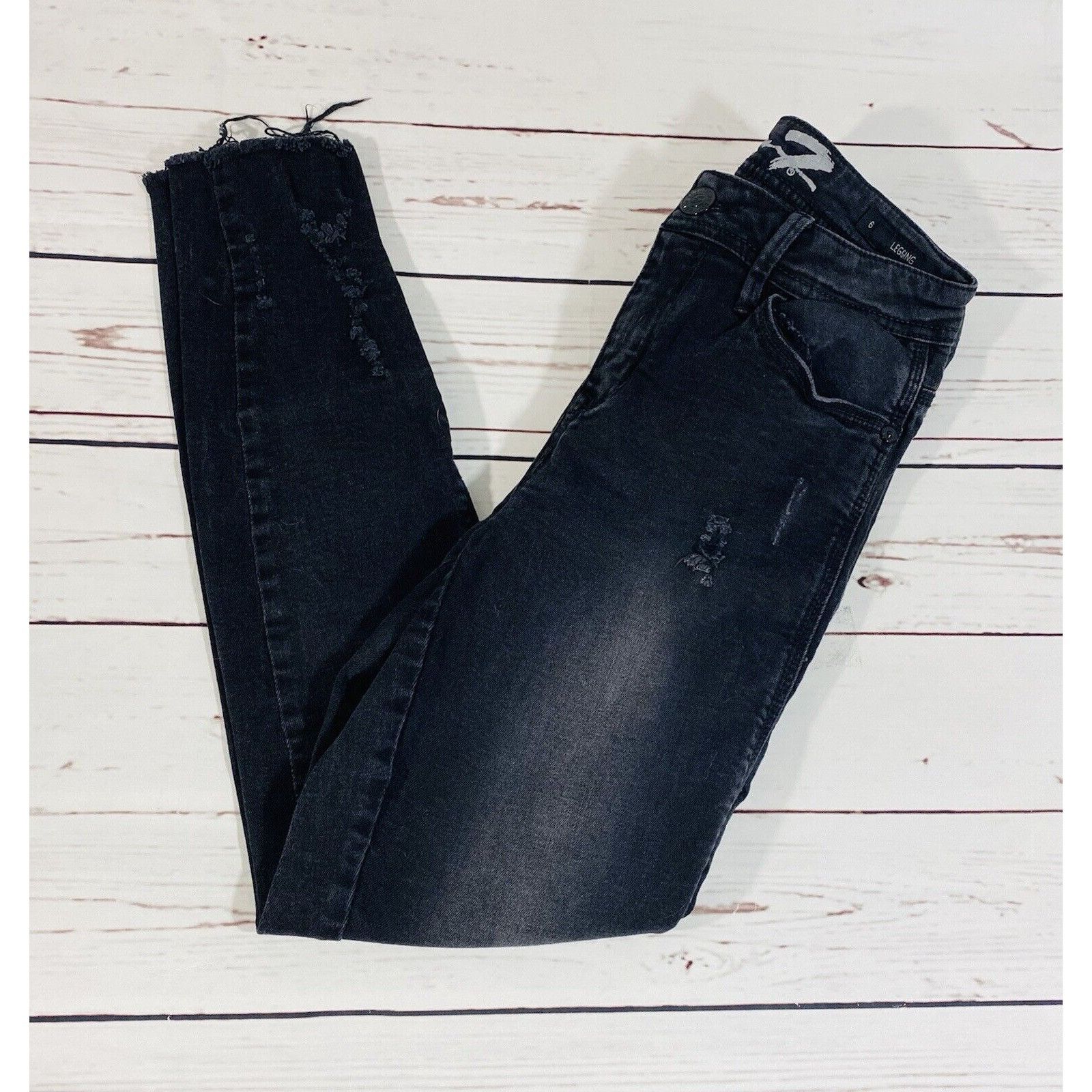 Seven 7 Seven7 Womens Black Distressed Skinny Jeans Size 6 Frayed He Size 28" / US 6 / IT 42 - 6 Thumbnail