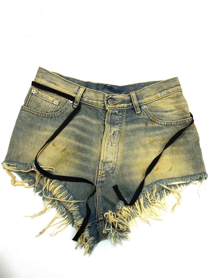 Maison Margiela Maison Margiela Fur-edged denim shorts Size 25" / US 0 / IT 36 - 1 Thumbnail