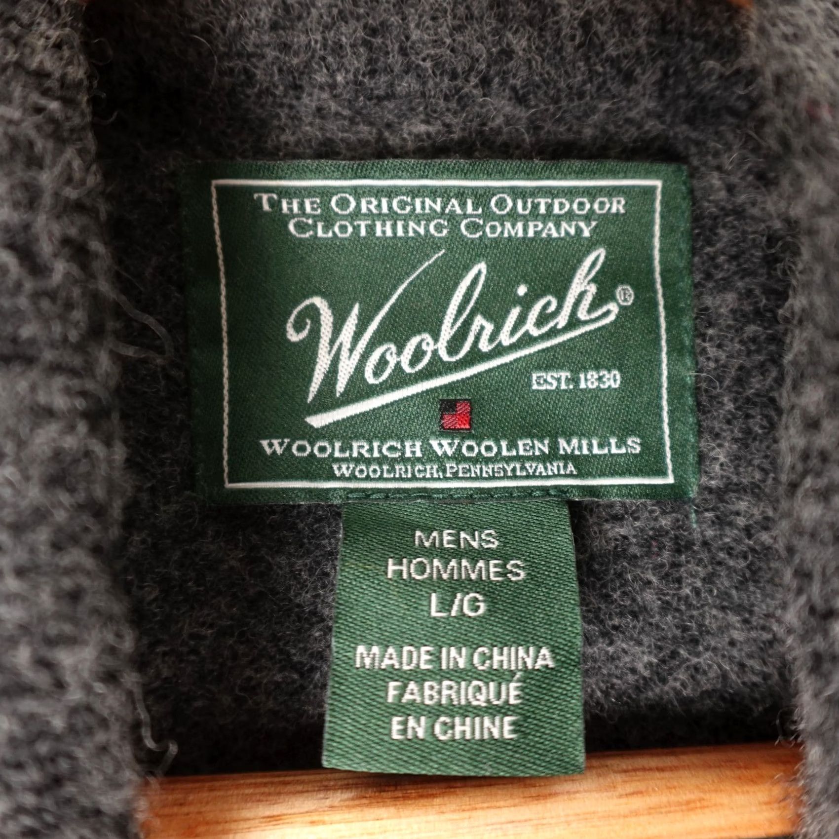 Vintage Woolrich Sweater Mens Large Gray Stripe Pullover Wool/Cotton Knit Mock Neck Long Sleeve Heavyweight Outdoor Casual Business Winter Size US L / EU 52-54 / 3 - 2 Thumbnail
