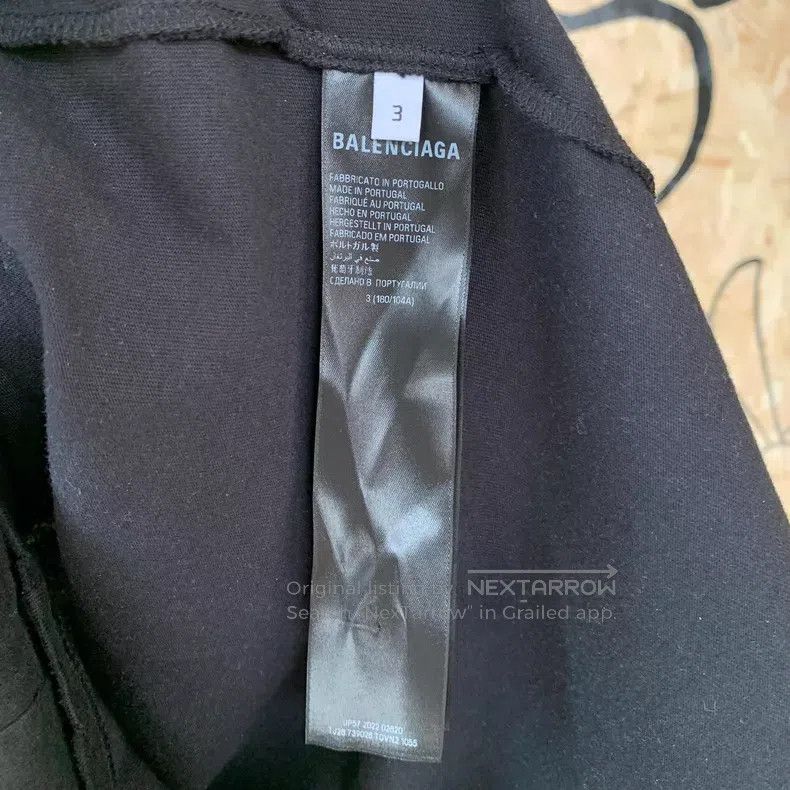 Balenciaga Balenciaga Mud Dyed Manchester United Black Short Sleeve T Size US L / EU 52-54 / 3 - 7 Thumbnail