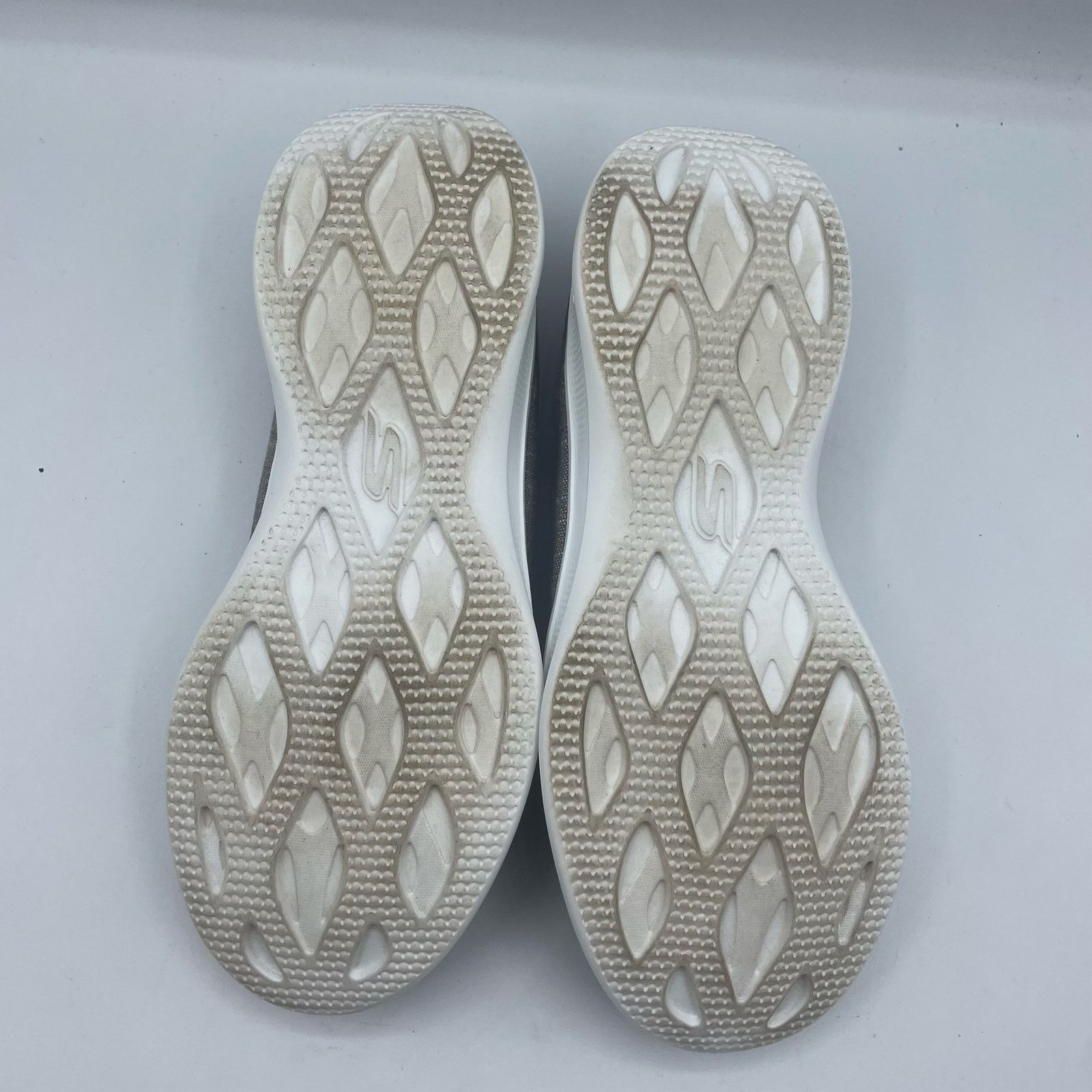SKECHERS Skechers GOWalk Lite Susie Shoes Gray Comfort Lightweight 6 Size US 6 / IT 36 - 8 Thumbnail