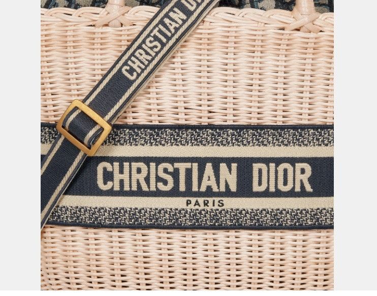 Dior o1w1db10225 Size: OS / M1328CMV Hat Basket Bag in Multicolor Size ONE SIZE - 6 Thumbnail