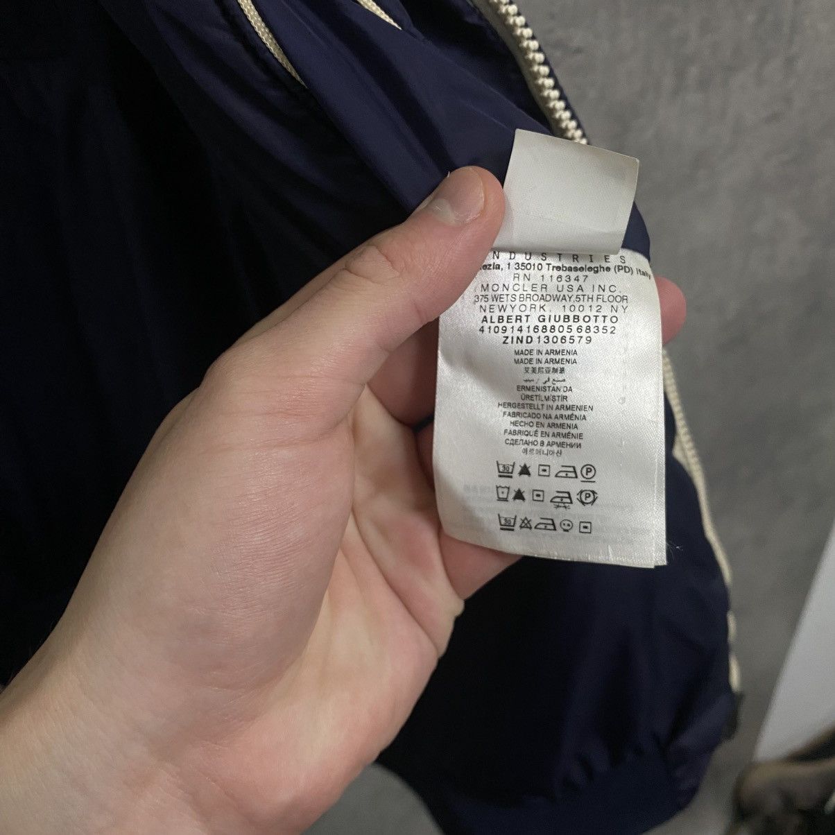 Moncler Vintage Moncler Nylon Jacket Rare Size US L / EU 52-54 / 3 - 13 Thumbnail