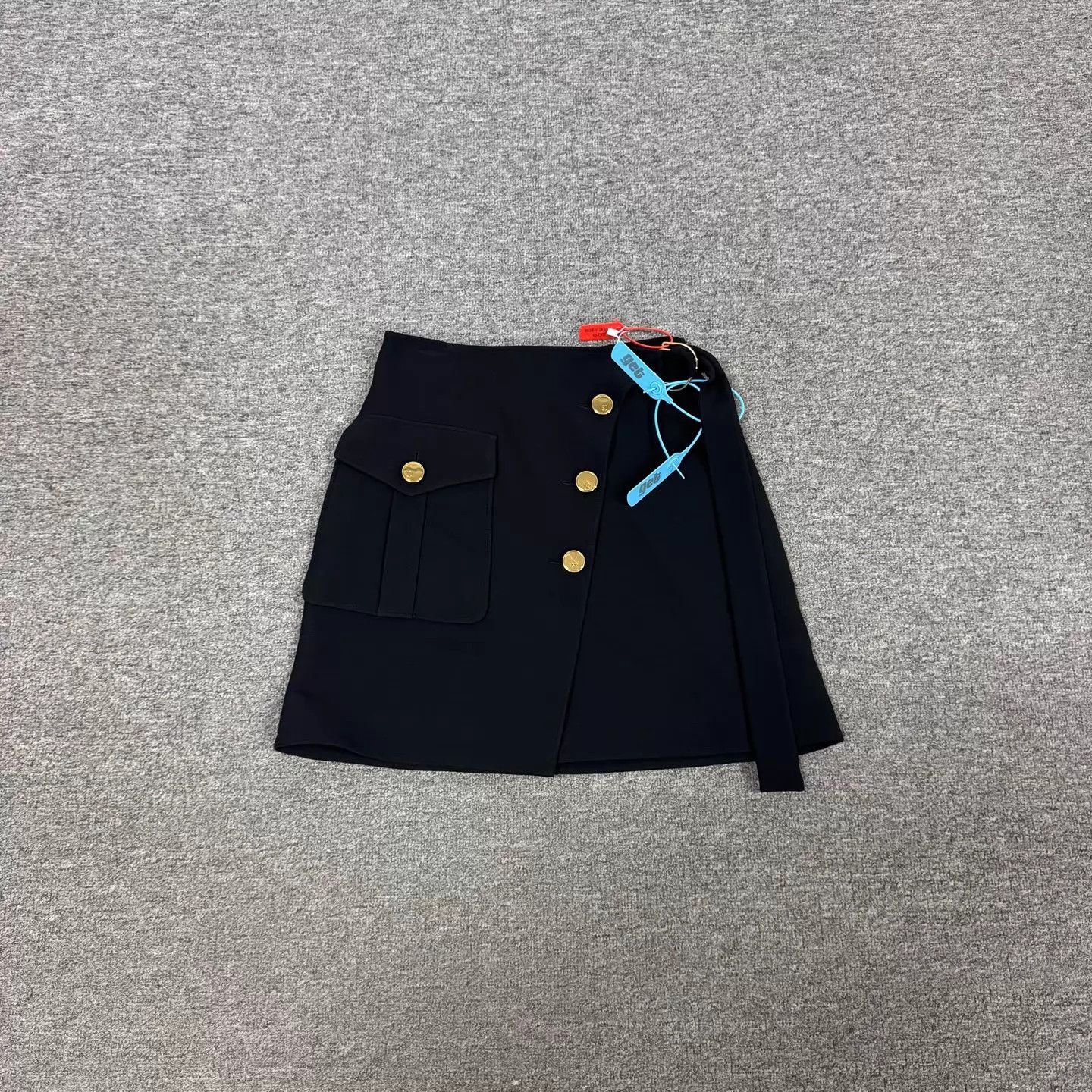 Louis Vuitton LV black metal buckle asym poc A-line skirt 99 new Size 33" - 1 Thumbnail