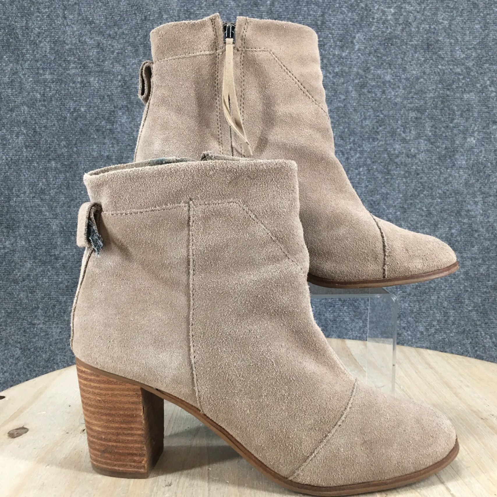 Toms TOMS Boots Womens 11 Ankle Booties Block Heels Casual Beige Suede Side Zip Shoes Size US 11 / IT 41 - 2 Thumbnail
