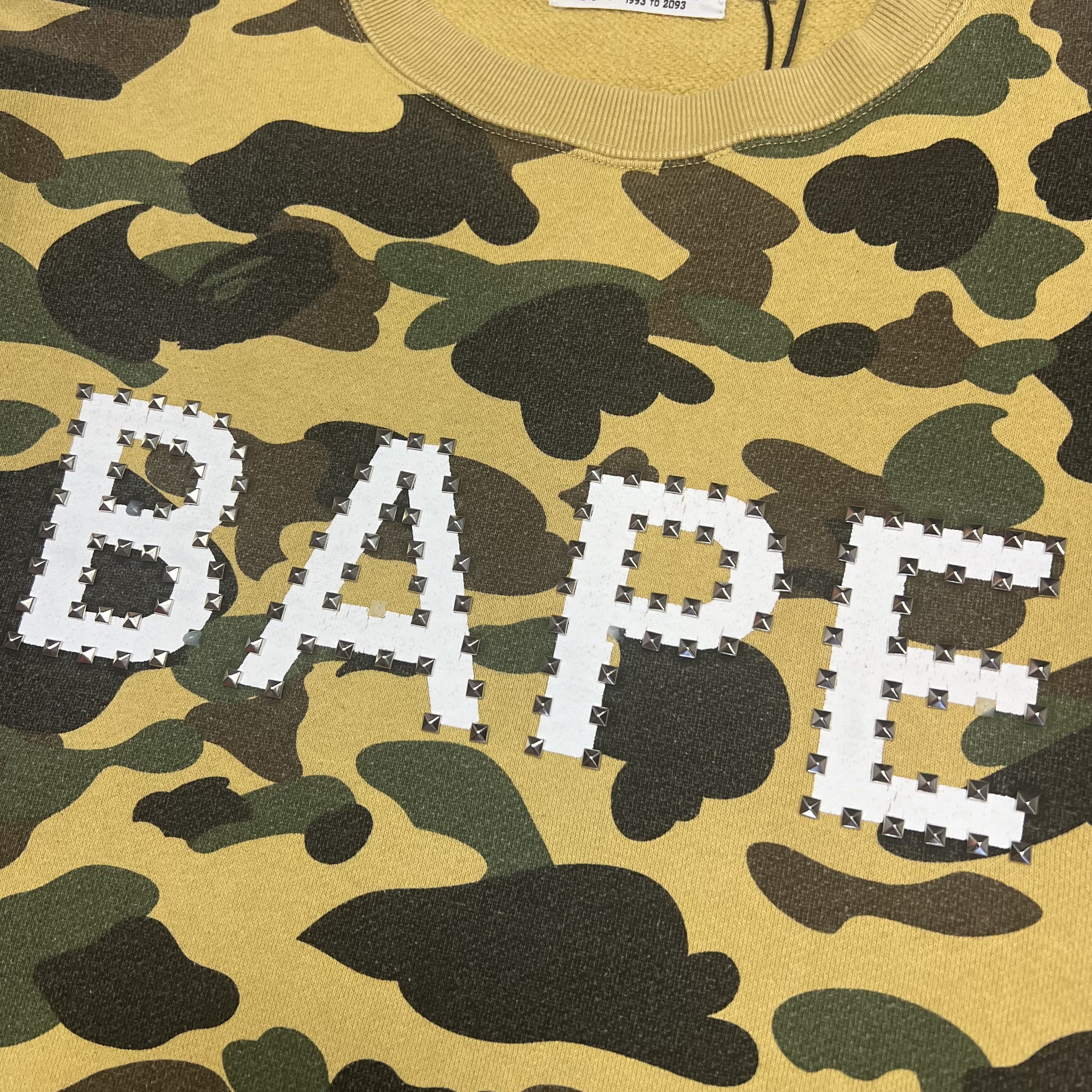 Bape 1st Camo Studs Crewneck Size US M / EU 48-50 / 2 - 3 Thumbnail