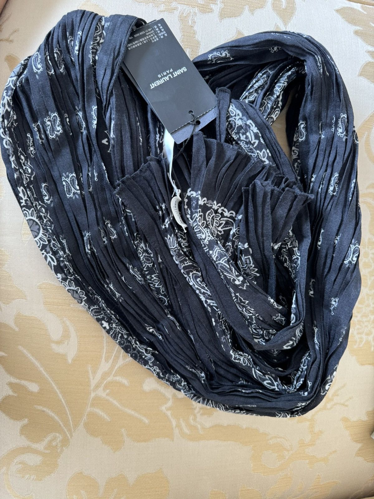 Saint Laurent Paris Classic bandana scarf Size ONE SIZE - 8 Thumbnail