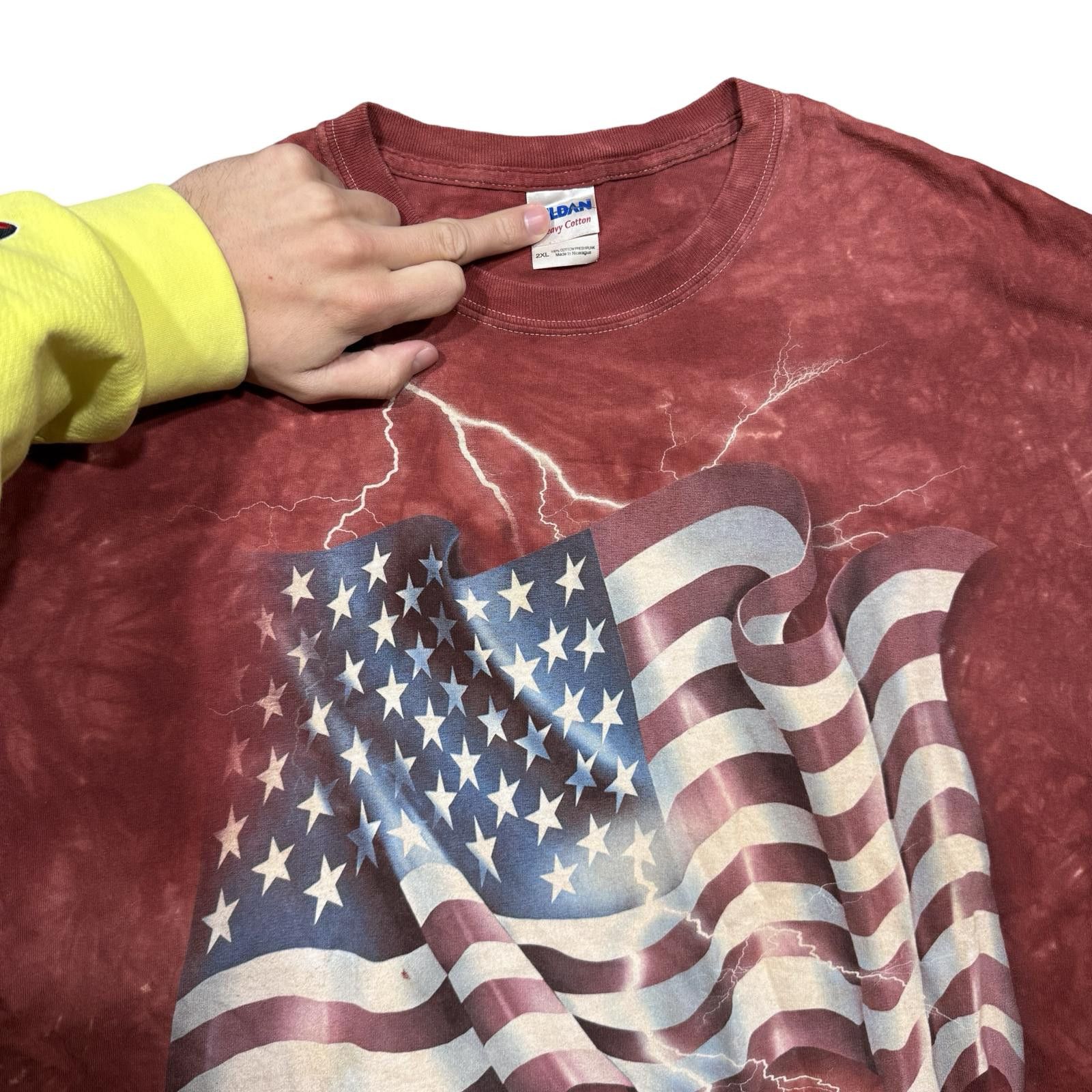 The Mountain The Mountain Lightning American Flag Y2K Graphic T-Shirt Size US XXL / EU 58 / 5 - 3 Thumbnail