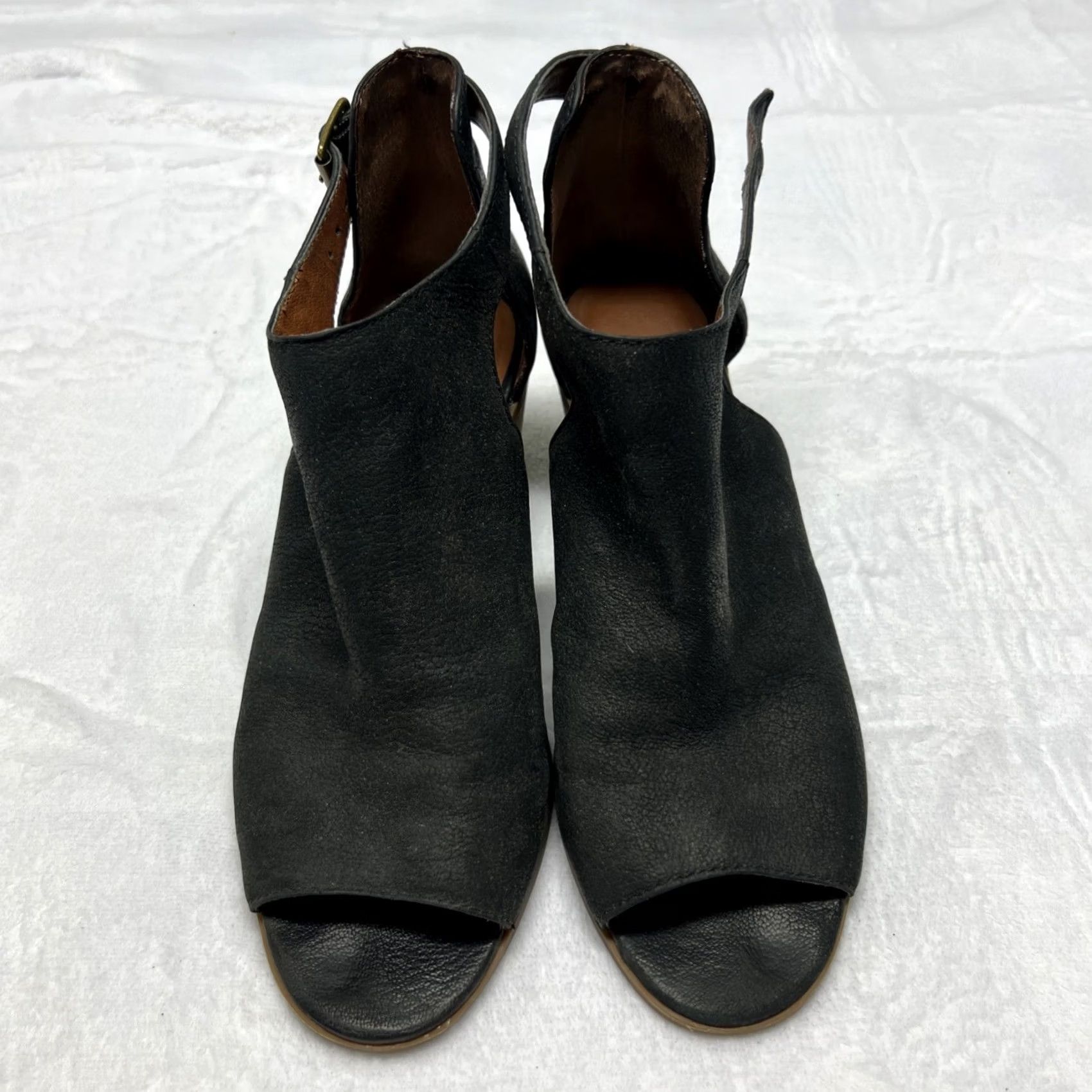 Lucky Brand Lucky Brand Jedrek Leather Ankle Strap Block Heel Sandals Women’s 8.5M Black Open Toe Buckle Shoe Width M Shoe Type Bootie Size US 9 / IT 39 - 2 Thumbnail