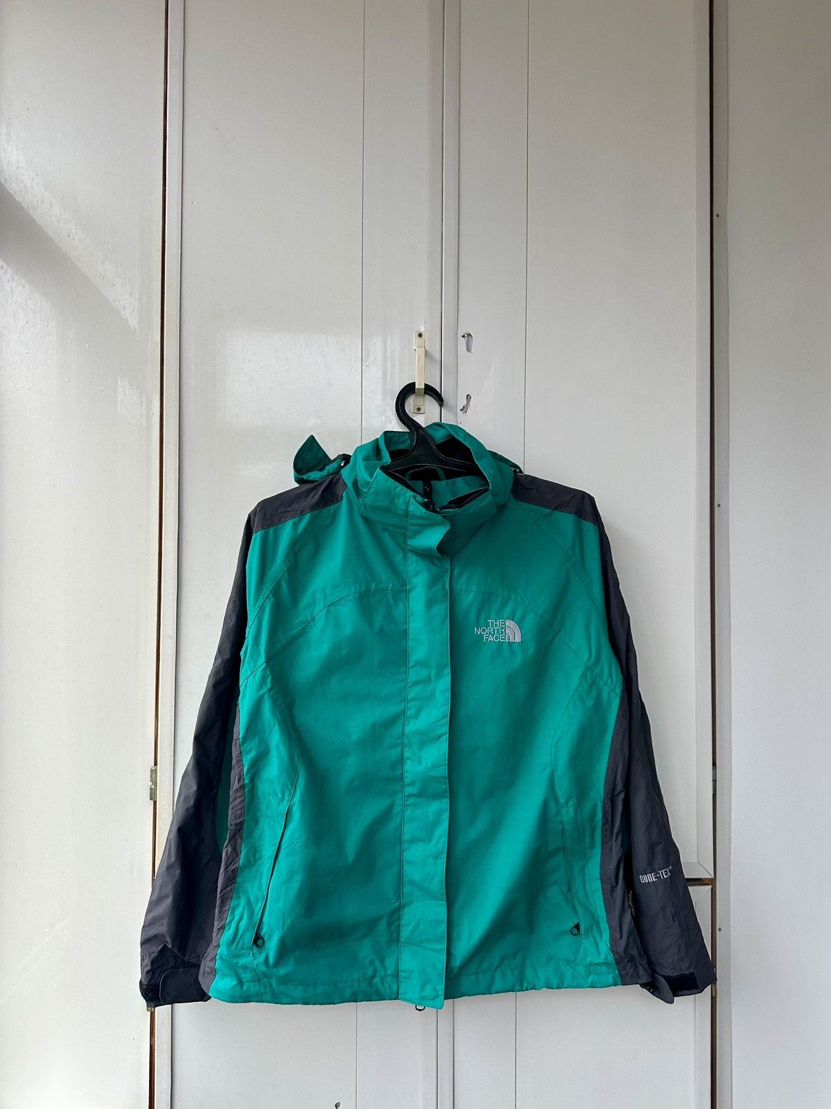 The North Face Vintage The North Face Gore-Tex Summit Series Jacket Size US L / EU 52-54 / 3 - 1 Thumbnail