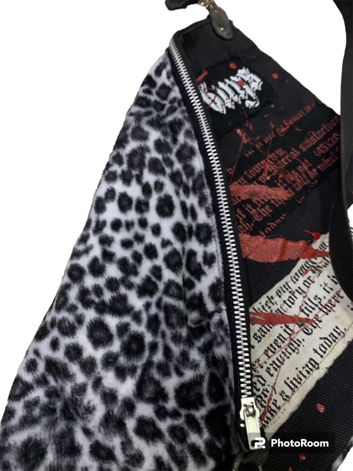 Sex Pot ReVeNGe 💥Japanese Fashion Designer Mad Punk Sling Bag Size ONE SIZE - 8 Thumbnail