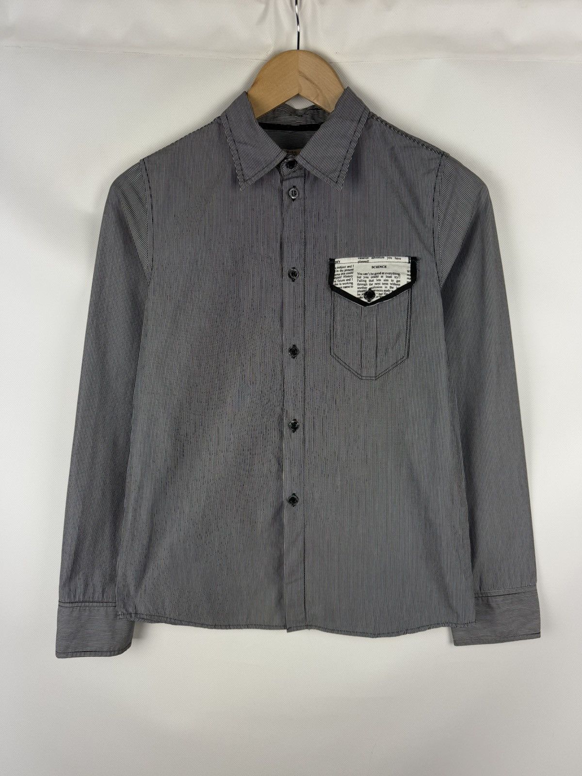 John Galliano John Galliano Long Sleeve Newspaper Print Button Up Shirt Size XS / US 0-2 / IT 36-38 - 1 Thumbnail