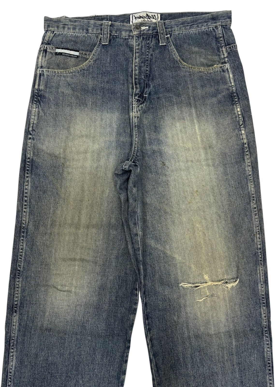 Le Grande Bleu (L.G.B.) BAGGY JEAN FOURSEASON DIRTY JEWEL SKATEBOARD DENIM JEAN Size US 36 / EU 52 - 7 Thumbnail