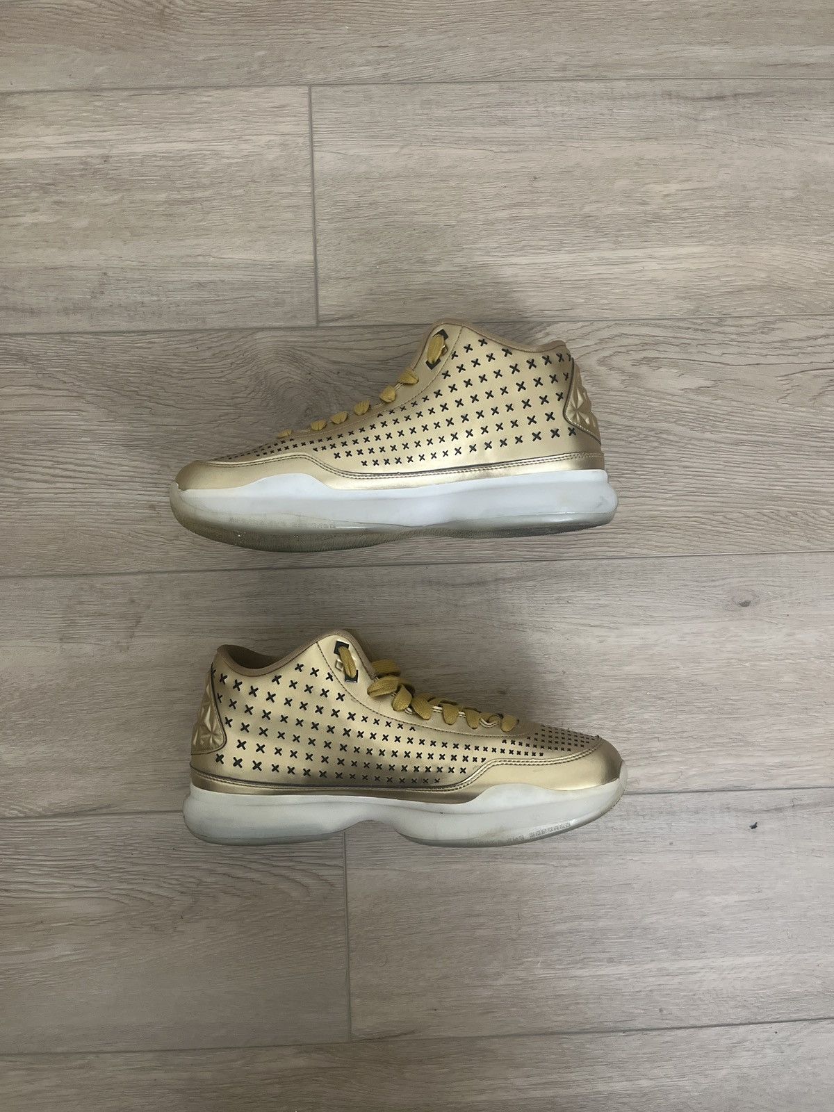 Nike Nike Kobe 10 EXT Liquid Gold Size US 11 / EU 44 - 2 Thumbnail