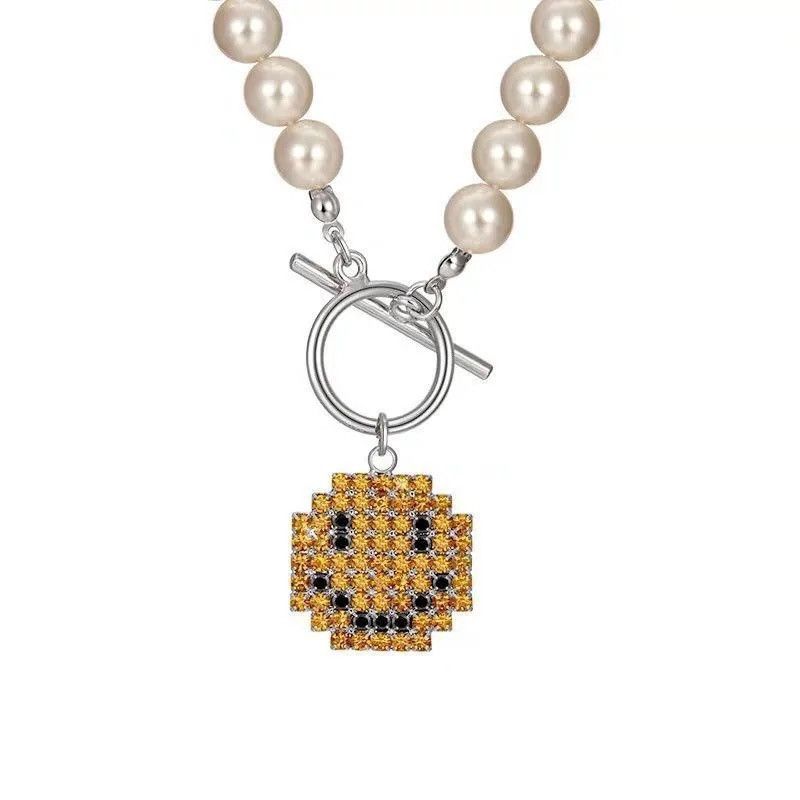Jewelry × Vintage Crystal Smile Face Pendant Pearl Choker Necklace Size ONE SIZE - 6 Thumbnail