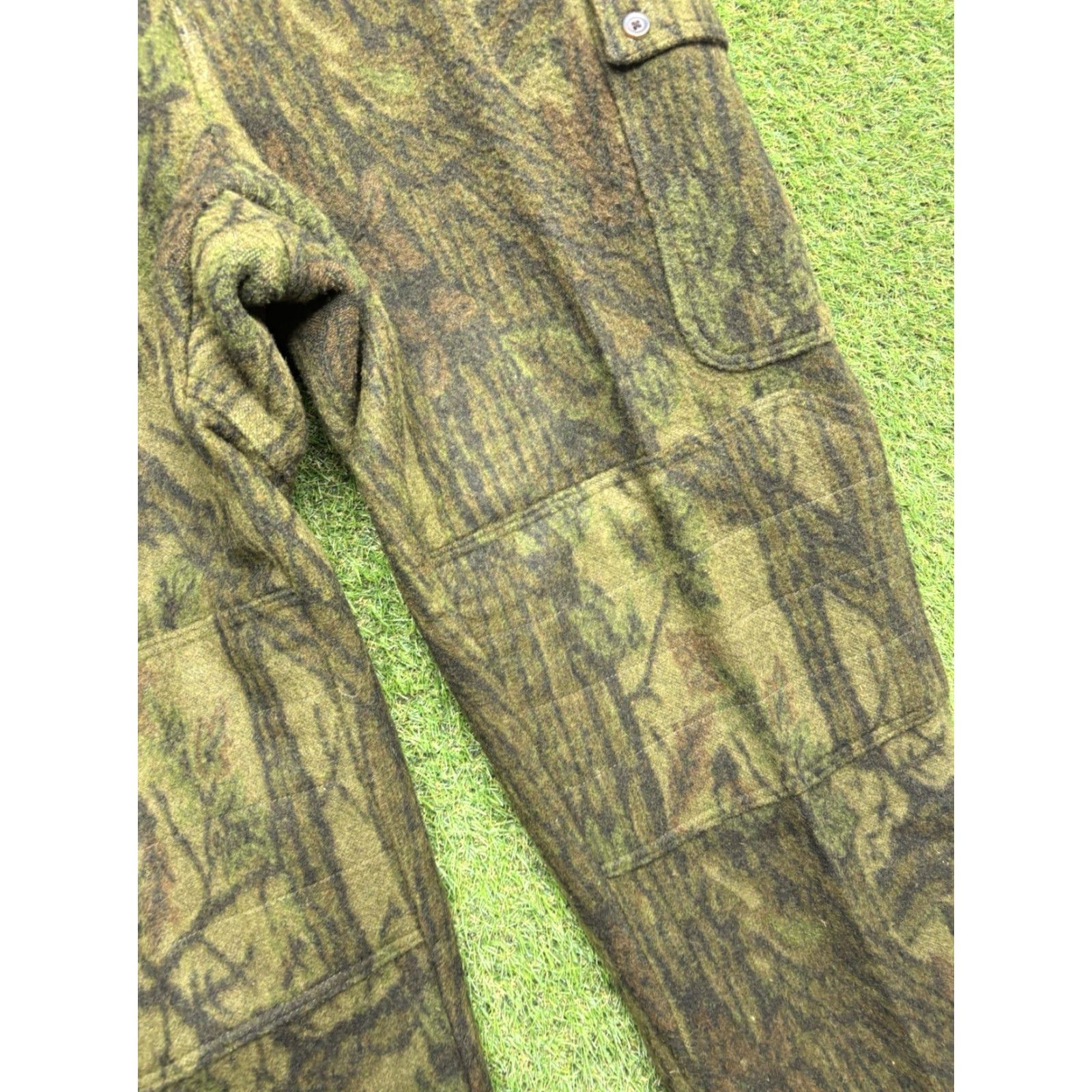 Vintage Columbia Horn Mesa Pants Mens 42 Camouflage Cargo Cotton Wool Belted Pockets Zip Button Vintage Style Cargo Pants Mens 42 Green Camouflage Size US 42 / EU 58 - 6 Thumbnail