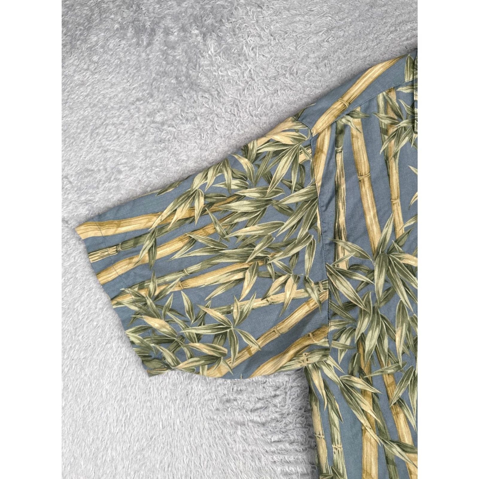 Vintage Jamaica Jaxx Shirt Men Medium Blue Bamboo Leaf Floral Hawaiian 100% Silk Button Up Size US M / EU 48-50 / 2 - 3 Thumbnail