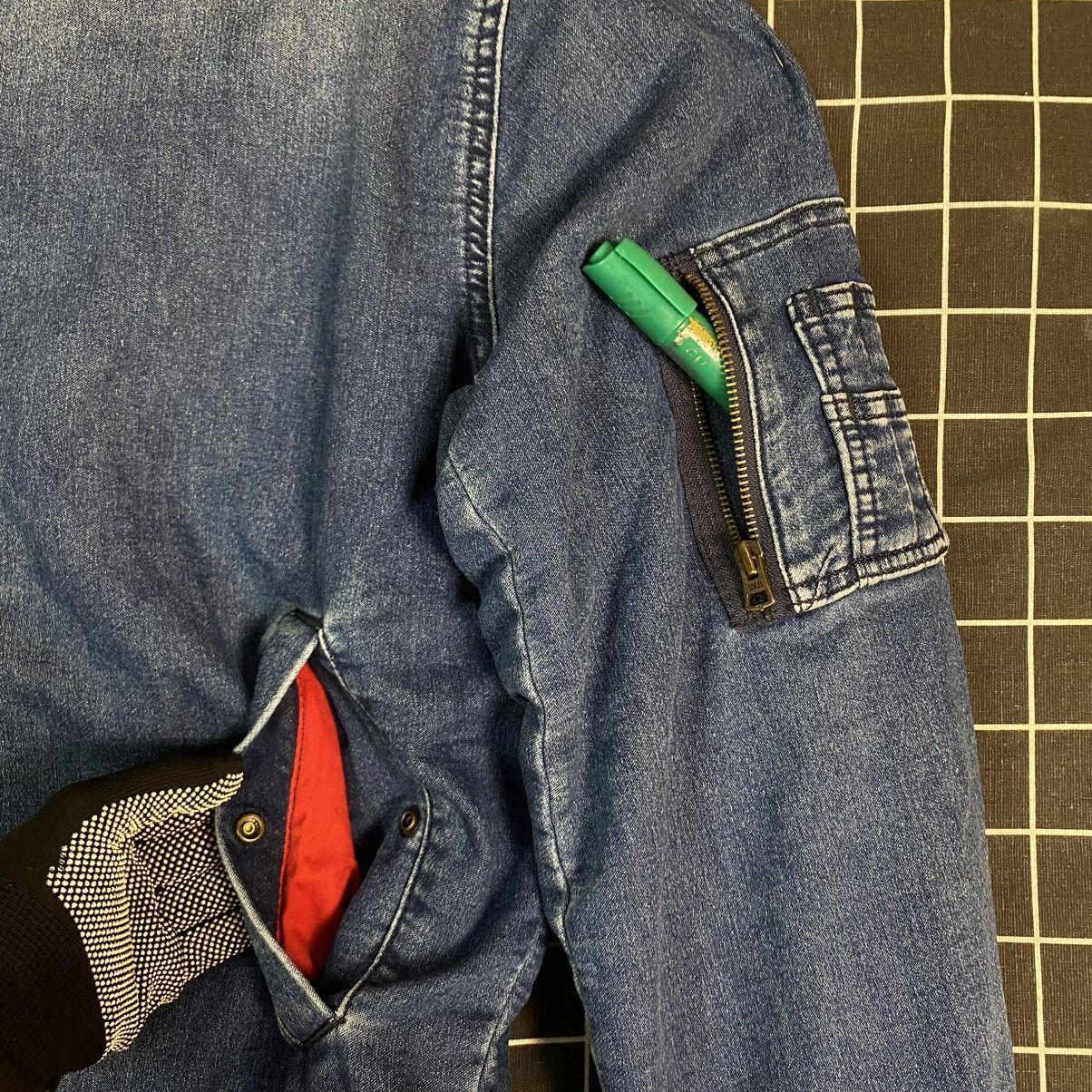 Gap GAP 1969 PRODUCT RED DENIM MA-1 OVERSIZED BOMBER JACKET Size US S / EU 44-46 / 1 - 7 Thumbnail