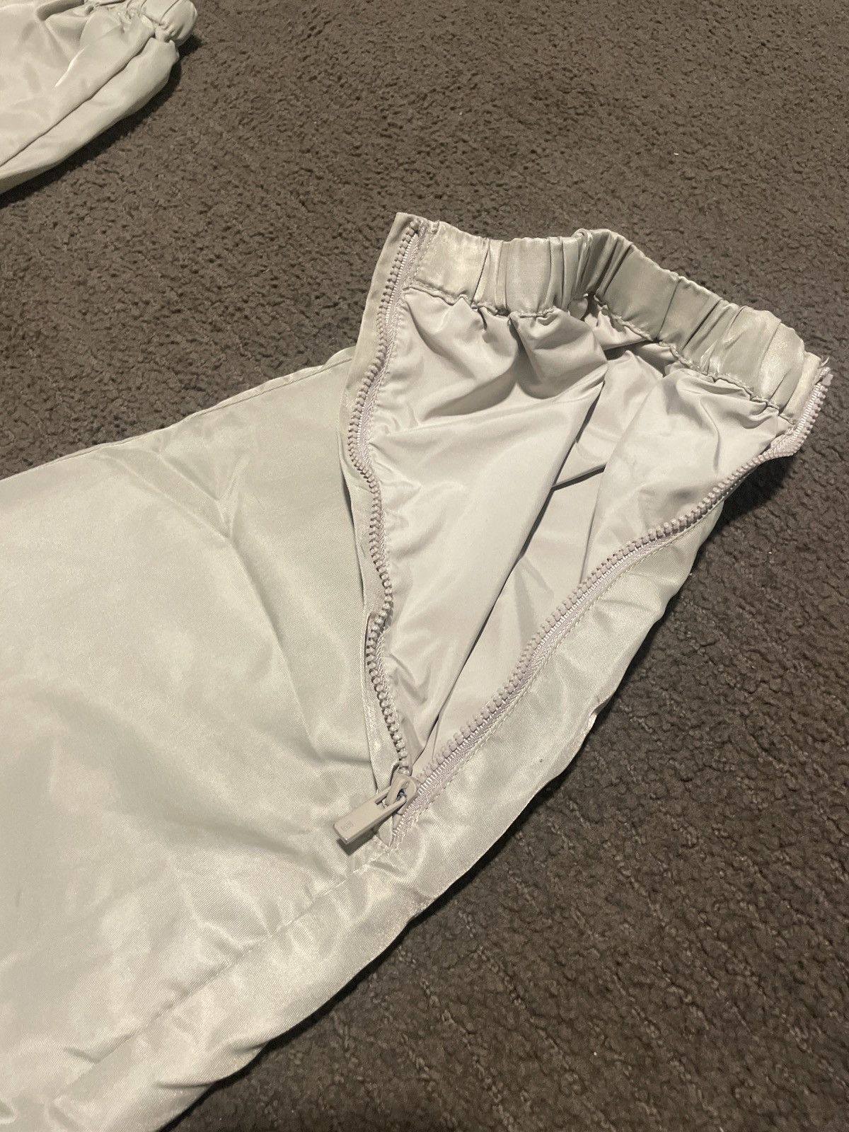 Essentials × Fear of God Small Essential Fear Of God Track Pants Beige Size US 30 / EU 46 - 2 Thumbnail