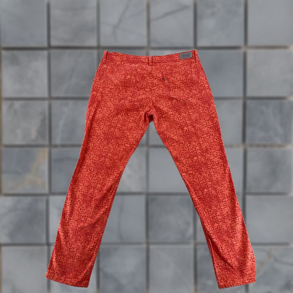 Levi's Levi's Jeans 524 Too Superlow Womens 12 Regular Red Patterned Corduroy 32in Inseam Slim Stretch Pockets Logo Vintage: No Size 34" / US 12 / IT 48 - 1 Thumbnail