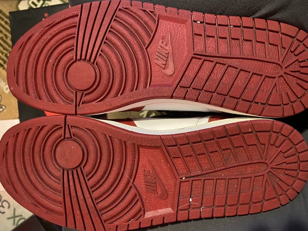 Jordan Brand × Nike 'Chicago' Jordan 1 Nike 2015. Size 11.5. Good condition Size US 11.5 / EU 44-45 - 6 Thumbnail