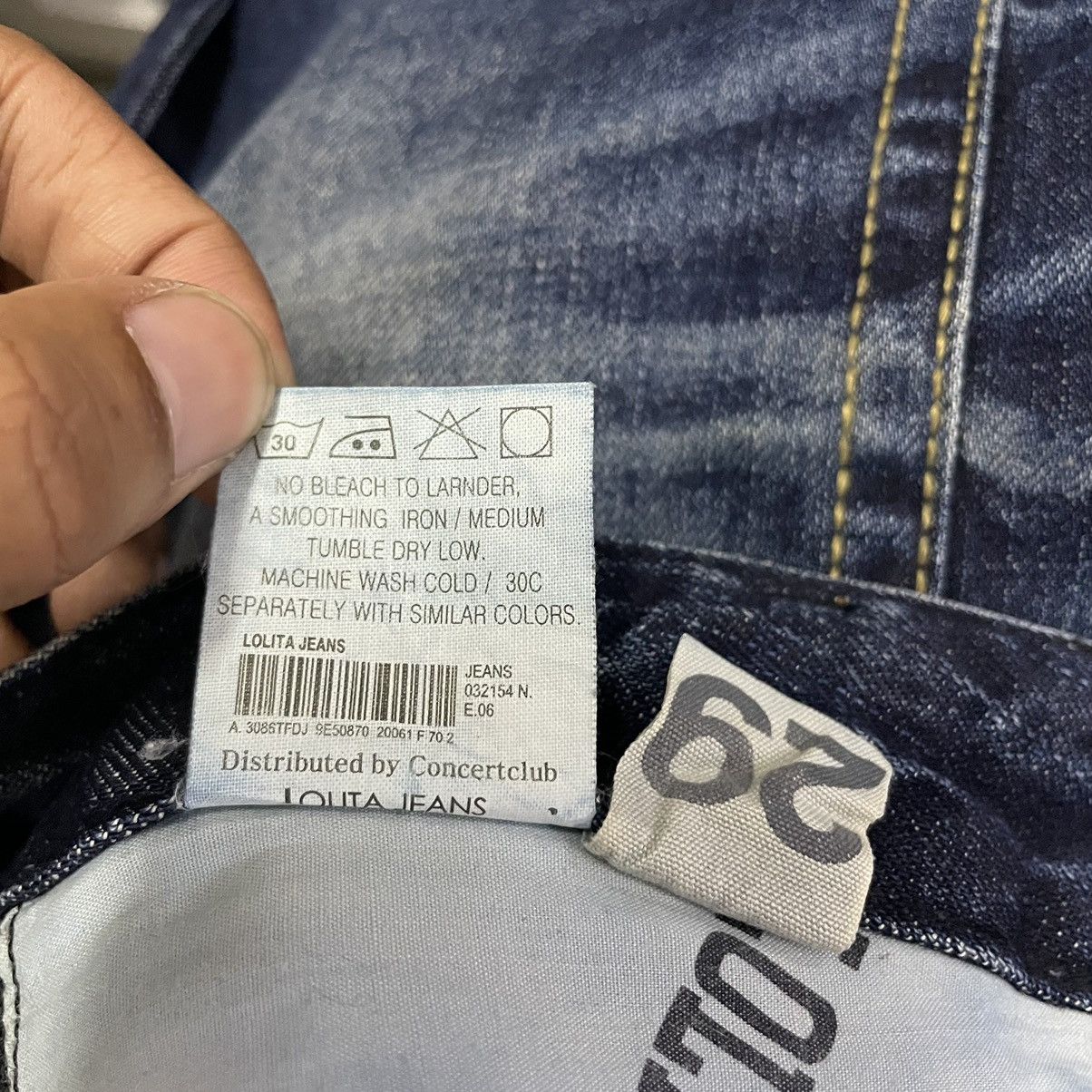 Hysteric Glamour 🇯🇵 CONCERT CLUB BY LOLITA BUCKLE WASHED DENIM PANTS Size 30" / US 8 / IT 44 - 17 Thumbnail