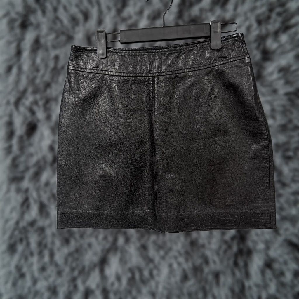 Old Navy VINTAGE Old Navy Skirt Womens 4 Black Leather Croc Goth Edgy Rocker Grunge Moto Club Skirt Size 4 Womens Black Leather Croc Gothic Size 27" / US 4 / IT 40 - 1 Thumbnail