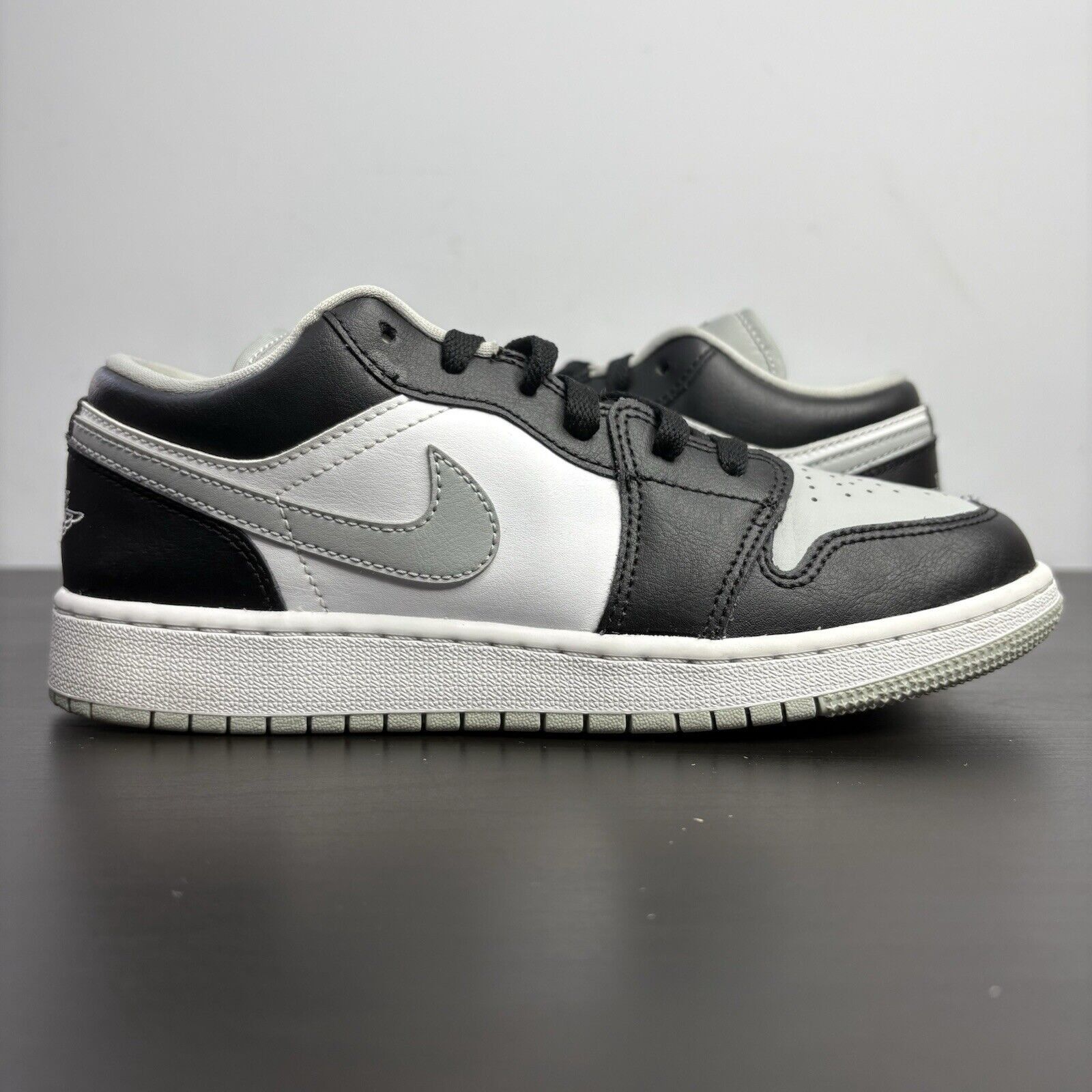 Nike Size 6.5Youth/8Women's - Retro 1 Low Gray Toe Size US 6.5 / EU 39-40 - 1 Thumbnail