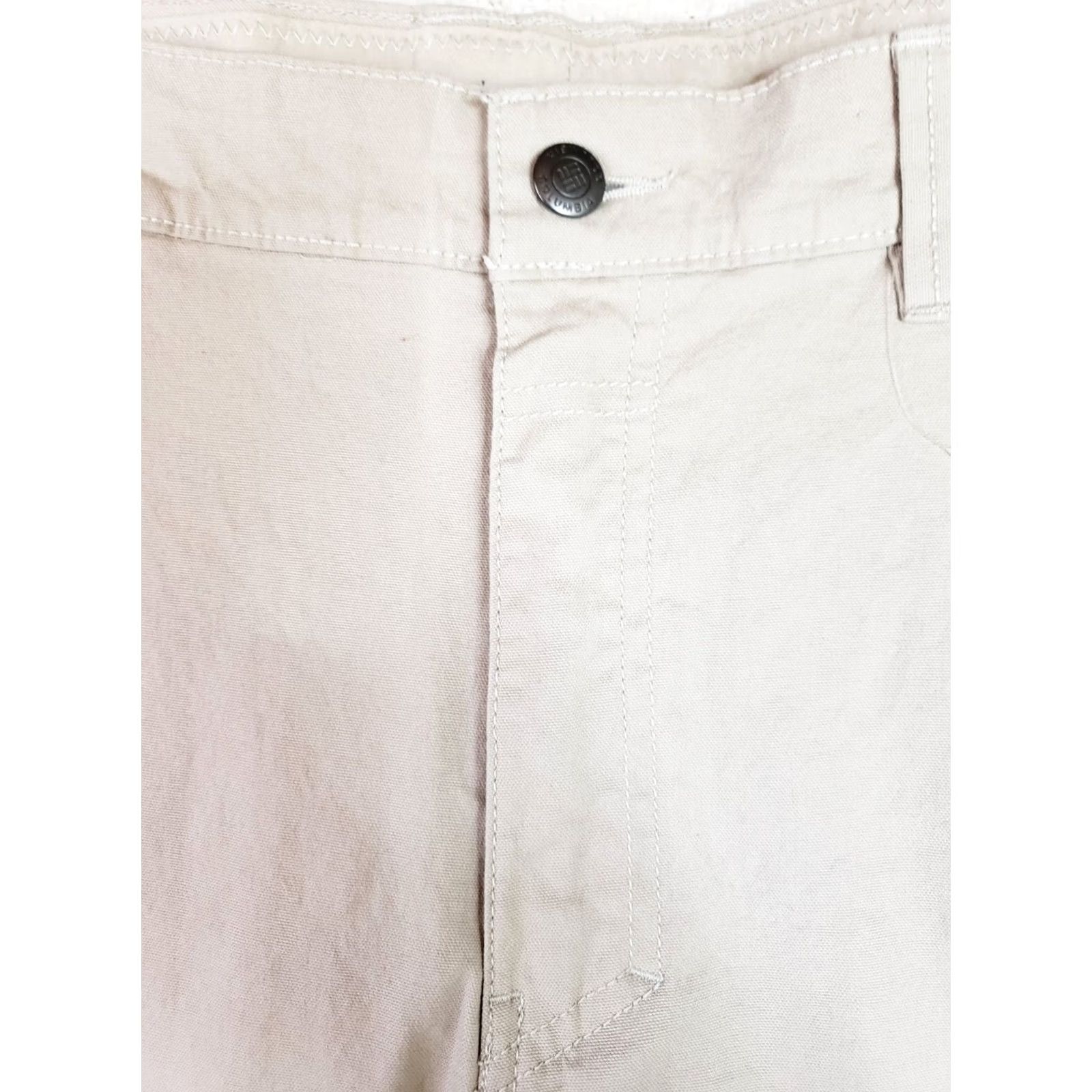 Vintage Columbia Men's Straight Pants 38X30 Beige Regular Fit 5-Pocket Zipper Side Pocket Machine Washable Logo Size US 38 / EU 54 - 4 Thumbnail