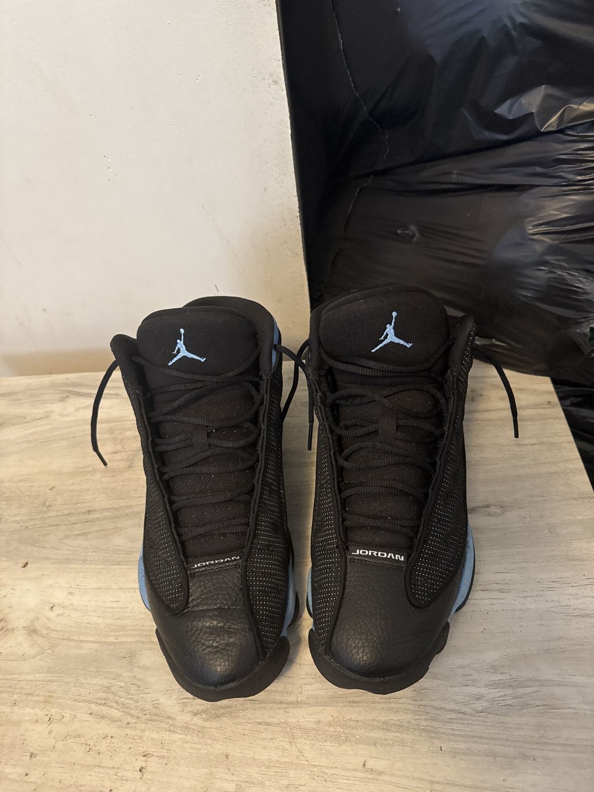 Jordan Brand Air jordan retro black university blue Size US 10 / EU 43 - 3 Thumbnail