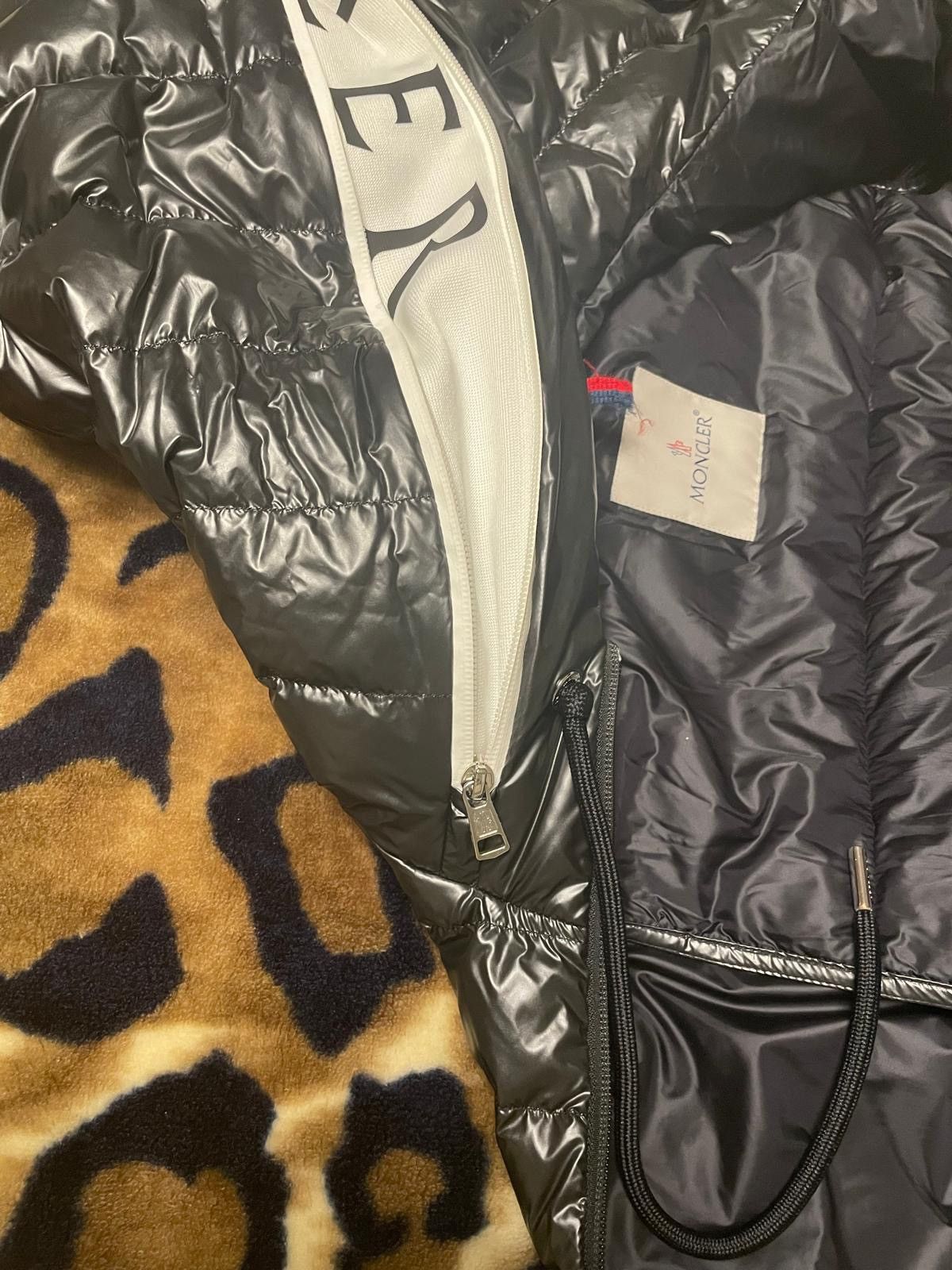Moncler Moncler Akaishi Puffer Vest Size US M / EU 48-50 / 2 - 7 Thumbnail