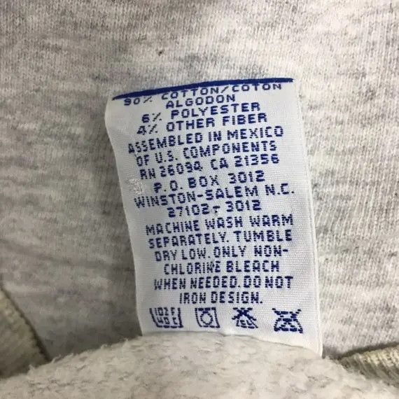 Champion Vtg CHAMPION USA Reverse Weave Crewneck Sweatshirt Pullover Size US XL / EU 56 / 4 - 8 Thumbnail