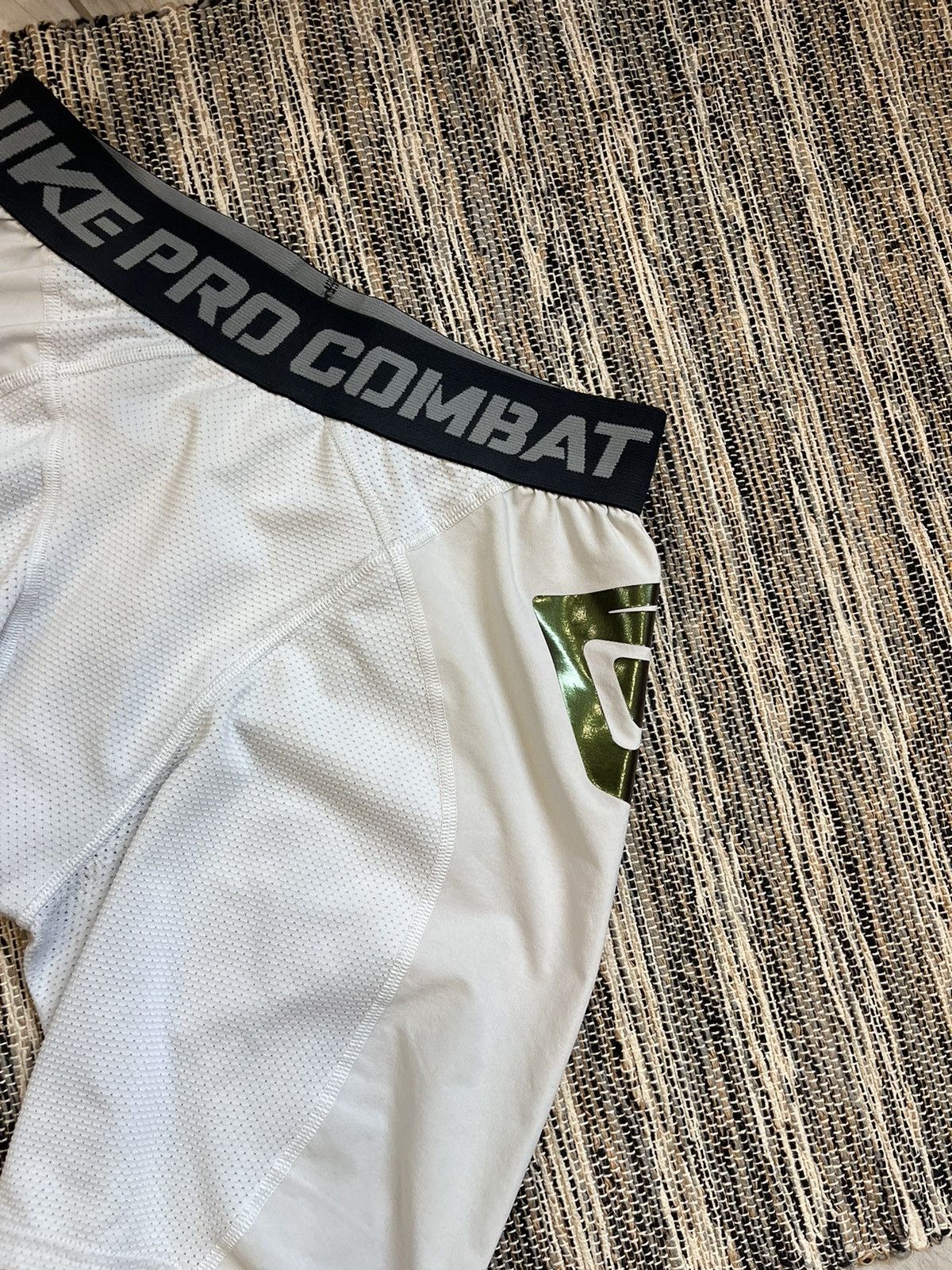 Nike Nike Pro Combat Compression Shorts Tracks sportswear Size US 34 / EU 50 - 4 Thumbnail