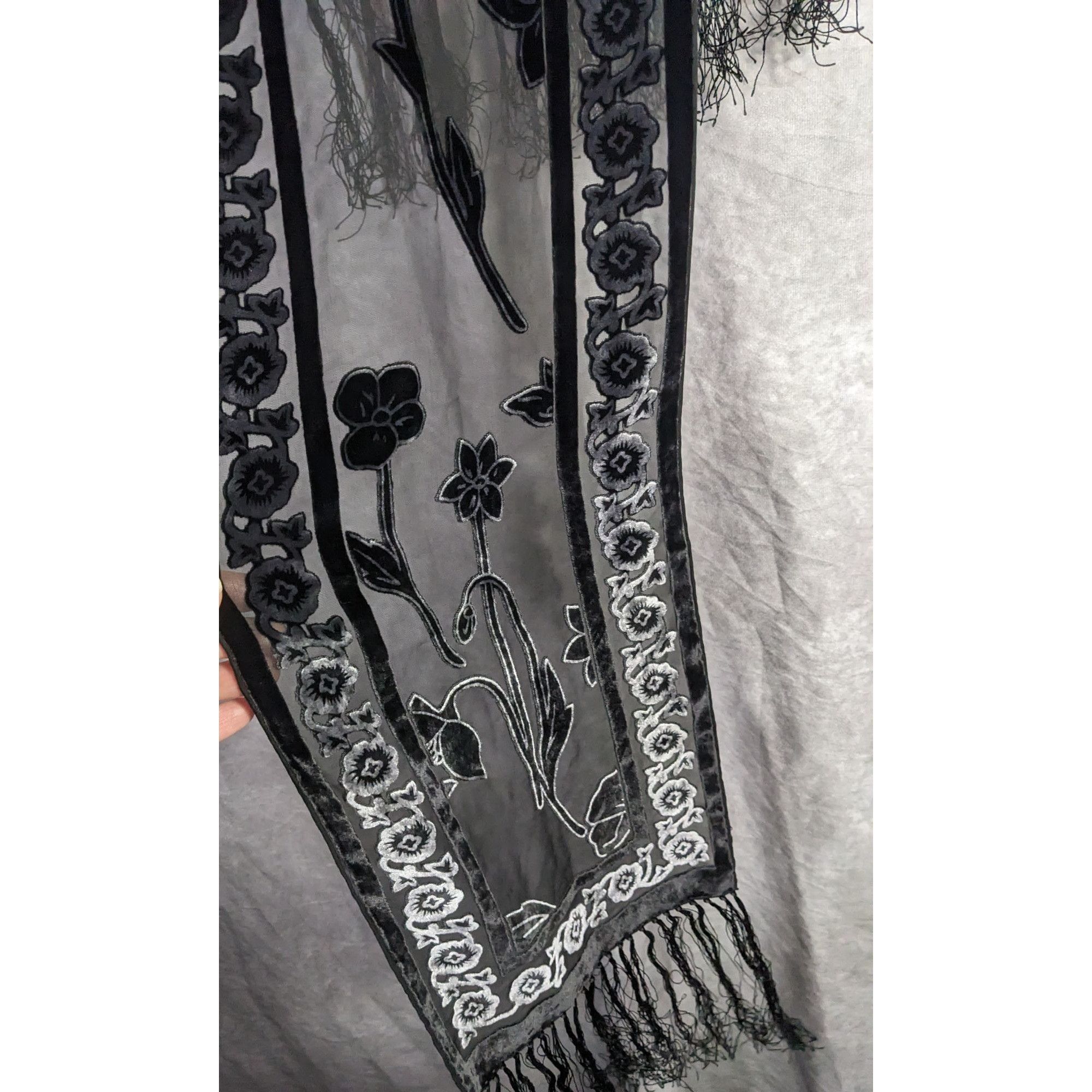 Other Vintage Gothic Burnt Velvet Floral Scarf With 7-Inch Fringe Size ONE SIZE - 8 Thumbnail