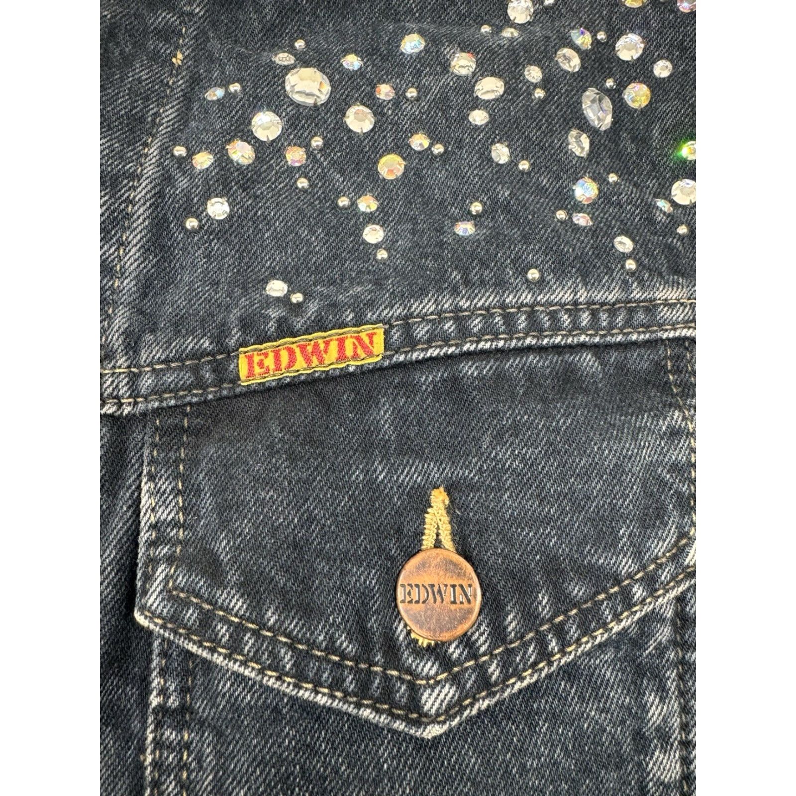 Edwin Vintage Edwin Blue Embroidered Denim Trucker Jacket Womens Size 36 Japan Grays Denim Jacket Embroidered Biker Style Size XS / US 0-2 / IT 36-38 - 4 Thumbnail