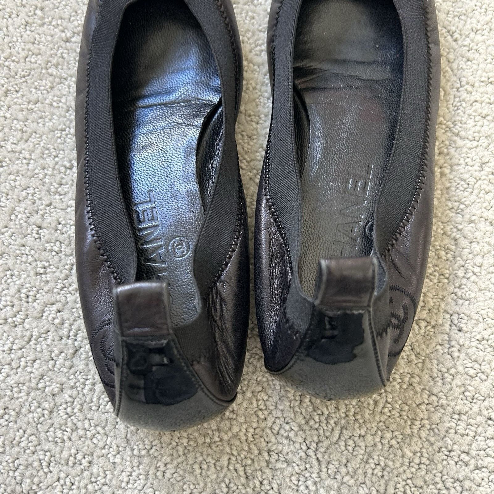 Chanel CHANEL Women’s Cap Toe Black Leather Ballet Flats Logo CC Si Size US 6.5 / IT 36.5 - 7 Thumbnail