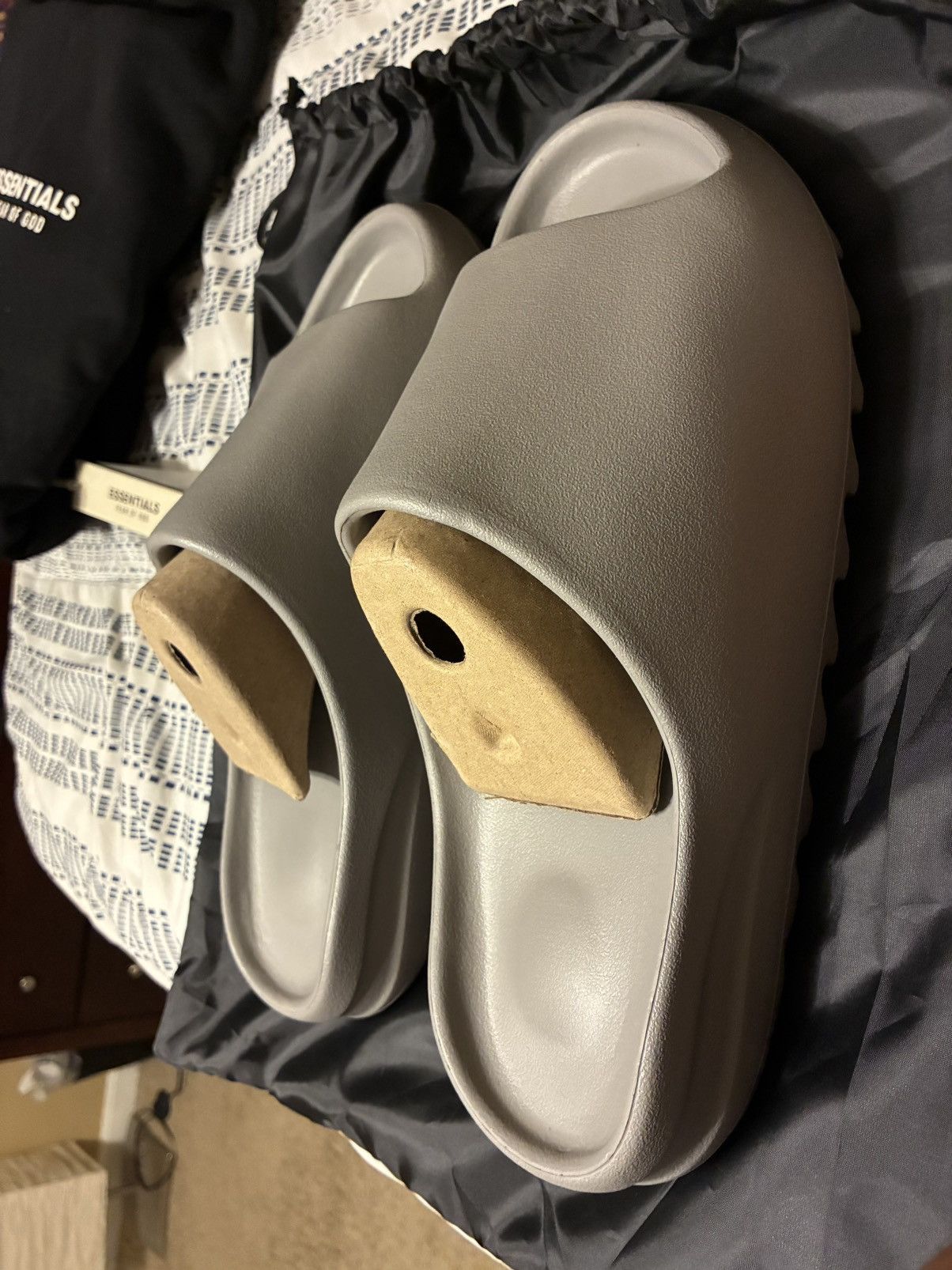 Yeezy Yeezy Slides Grey Size US 13 / EU 46 - 6 Thumbnail