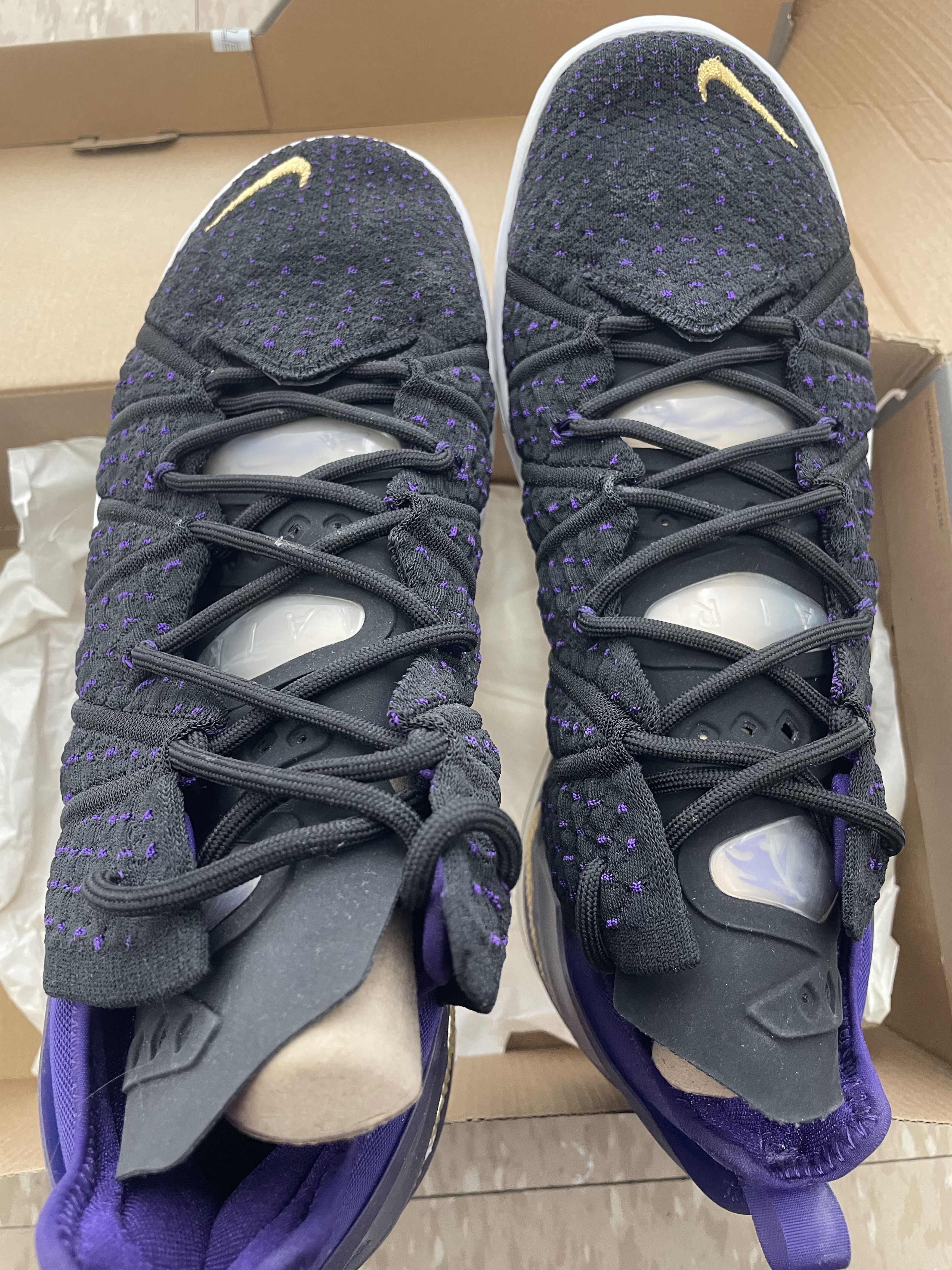 Nike Nike Lebron 18 Lakers Size 11 CQ9283-004 Authentic Rare Size US 11 / EU 44 - 7 Thumbnail