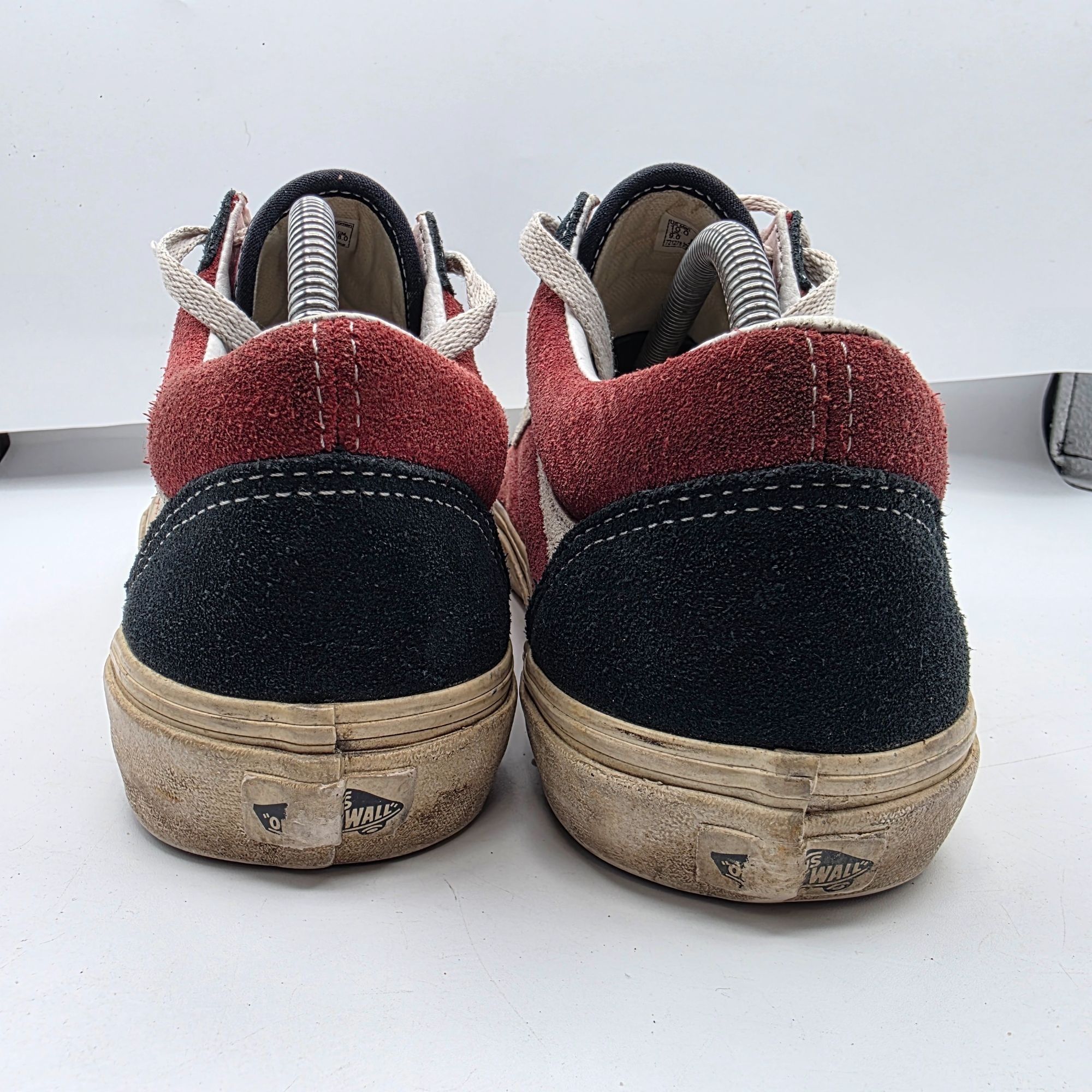 Vans Vans Old Skool Mens Size 10 Red Black Shoes Casual Athletic Size US 10 / EU 43 - 5 Thumbnail