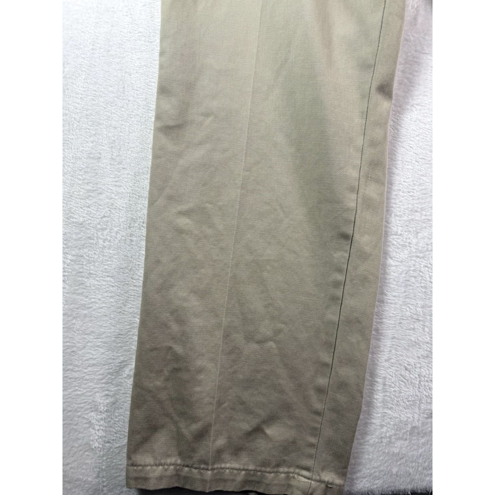 Wrangler Wrangler Riata Pants Men’s 42x32 Khaki Pleated Front Relaxed Fit Stretch Size US 42 / EU 58 - 3 Thumbnail