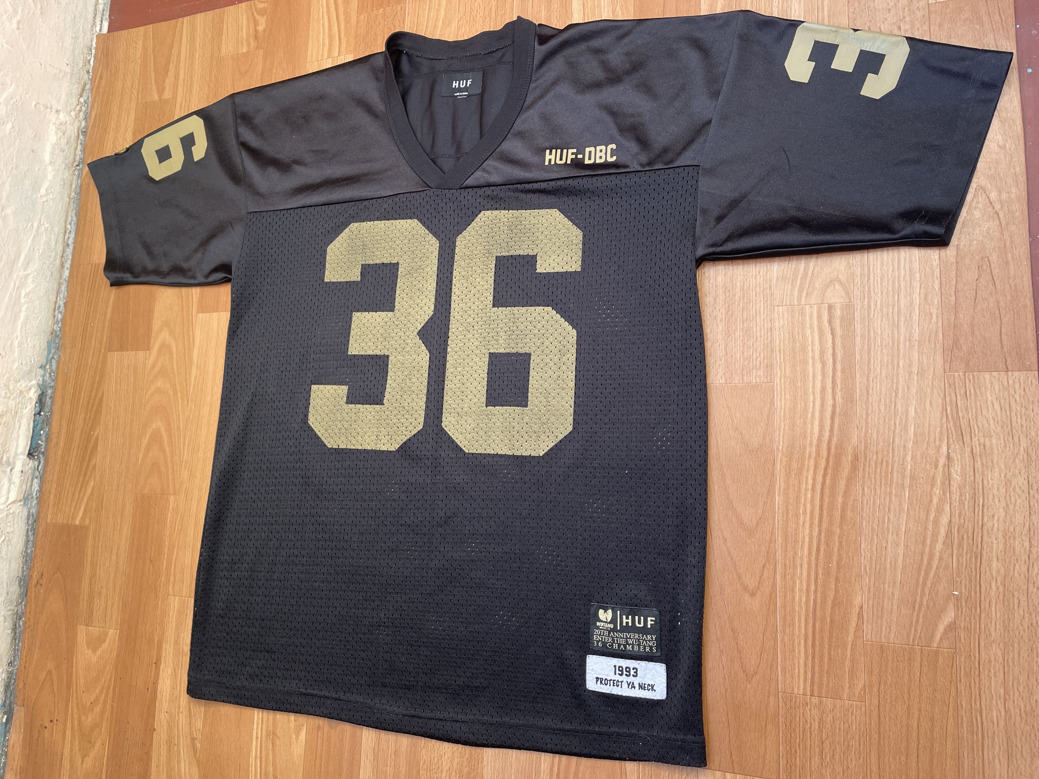 Huf × Wu-Tang Clan HUF X Wu-Tang Clan 2014 Anniversary jersey Wu Wear t-shirt L Size US L / EU 52-54 / 3 - 11 Thumbnail