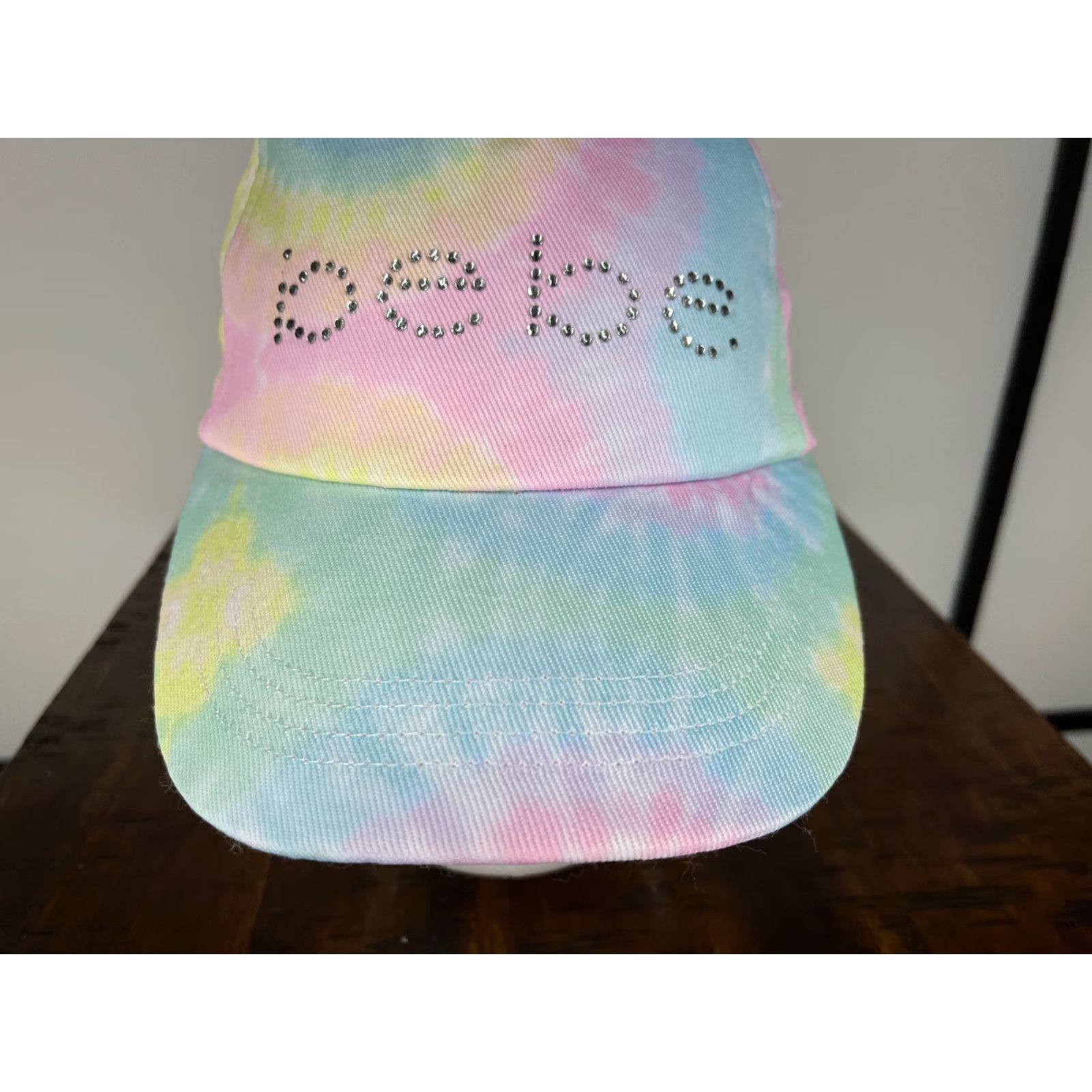 Bebe VINTAGE Nike Shirt Womens XS 90s Logo Rhinestone Strap Back Cap Pink Tie Dye Bling Adjustable Hat Size ONE SIZE - 3 Thumbnail