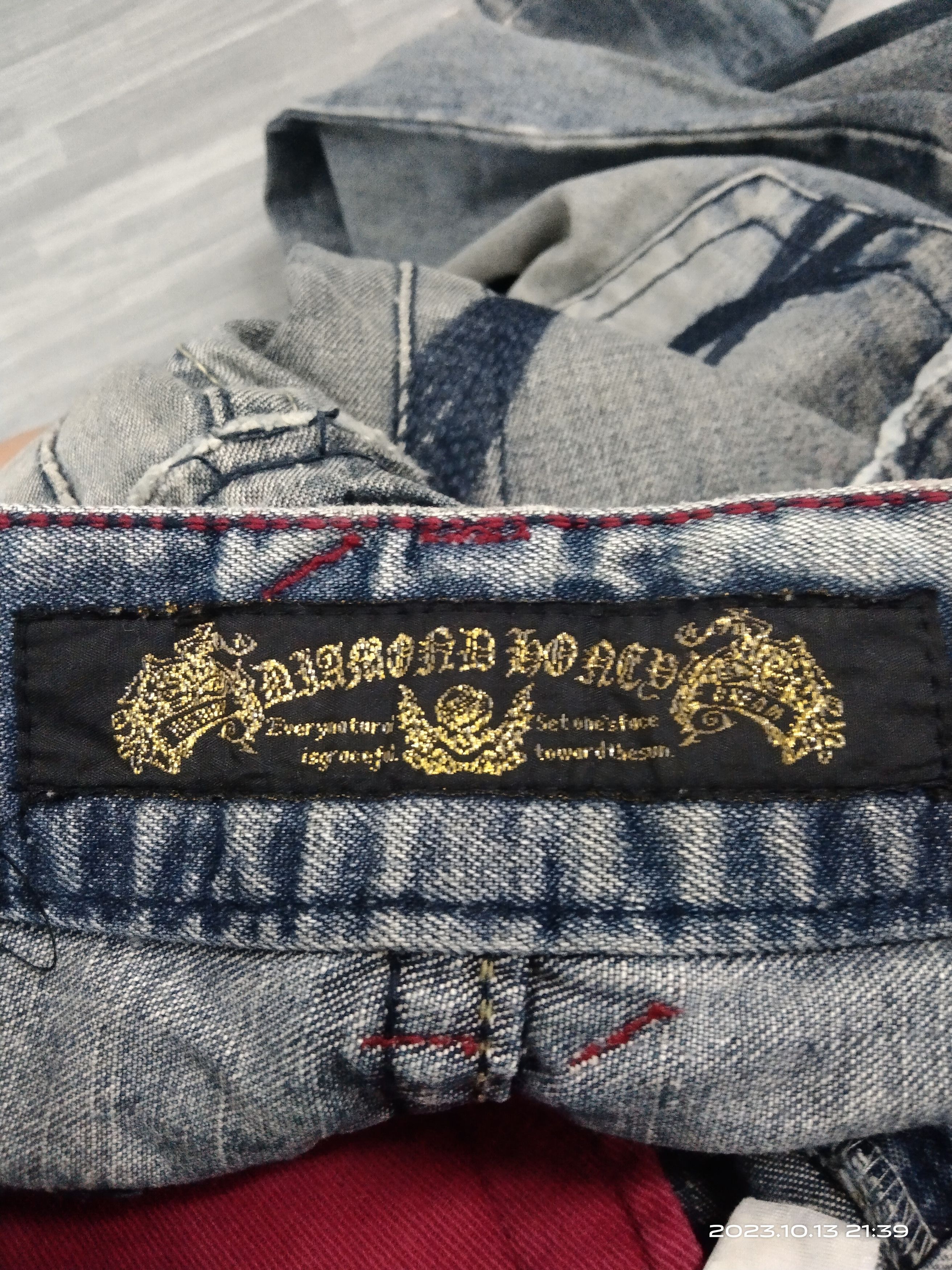 Japanese Brand FLARE SICK DIAM0ND HONEY EMBROIDED SPEELOUT Size US 27 - 8 Thumbnail