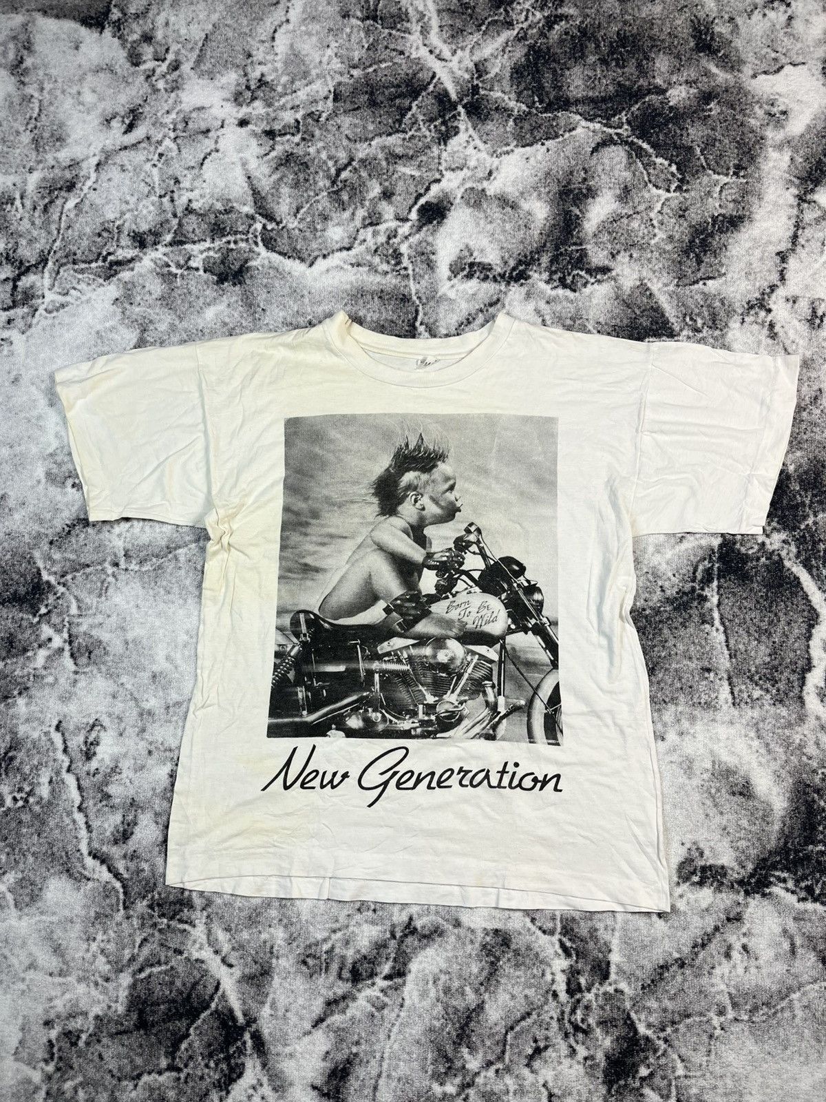 Band Tees New Generation Graphic T-Shirt Distressed Size US M / EU 48-50 / 2 - 1 Thumbnail