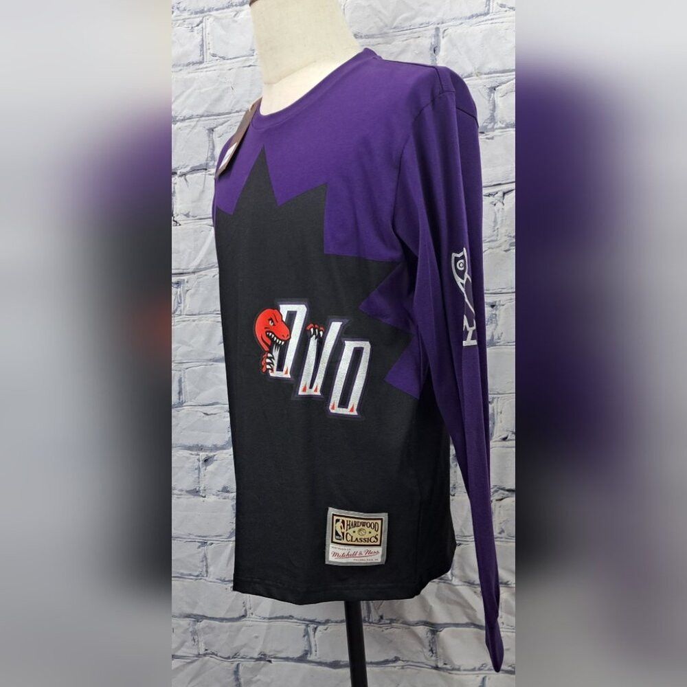Mitchell & Ness NWT Mitchell & Ness OVO Toronto Raptors NBA Purple Long Sle Size US S / EU 44-46 / 1 - 7 Thumbnail