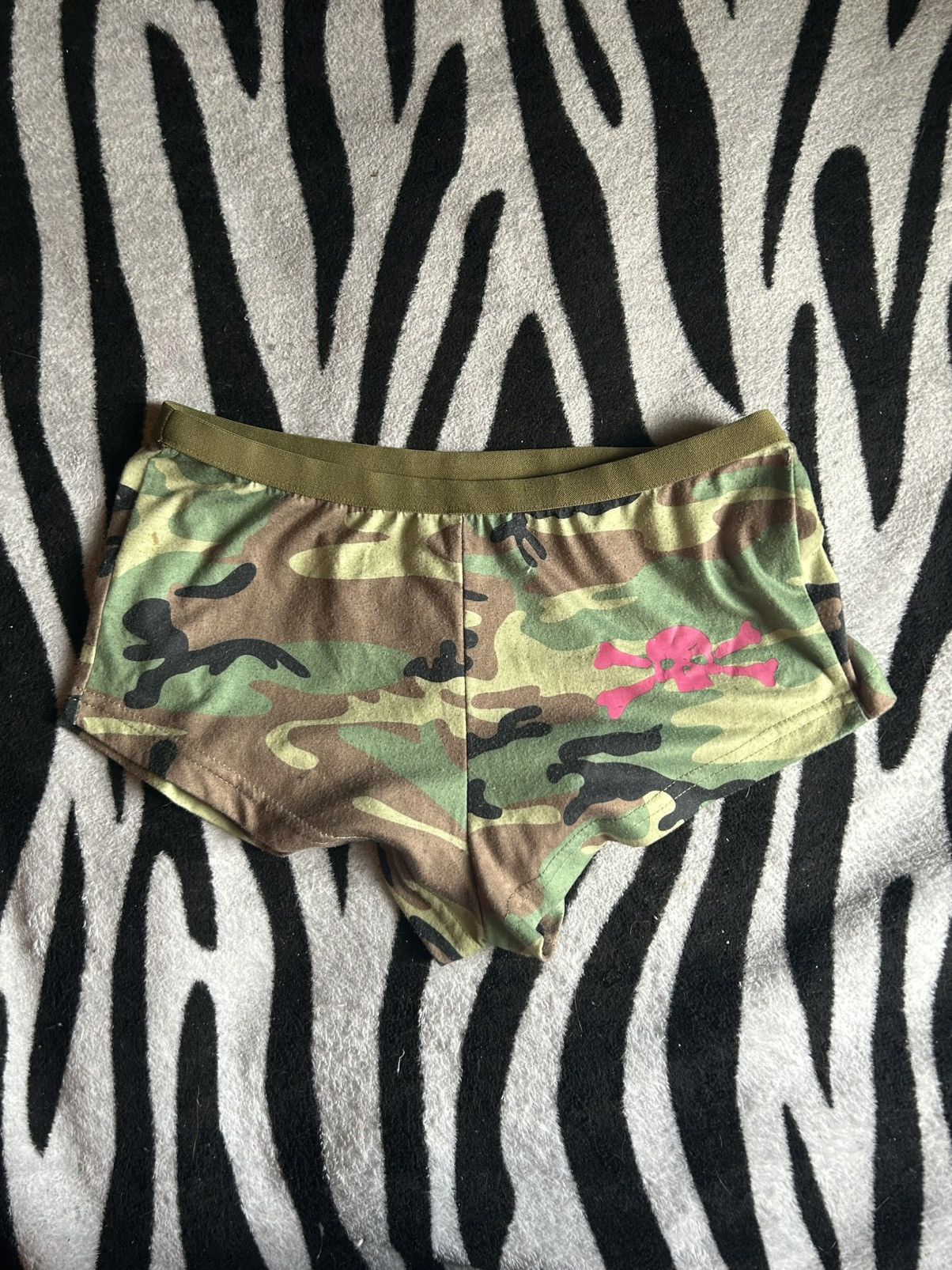 Other Camo sugar skull shorts Size 26" / US 2 / IT 38 - 1 Preview