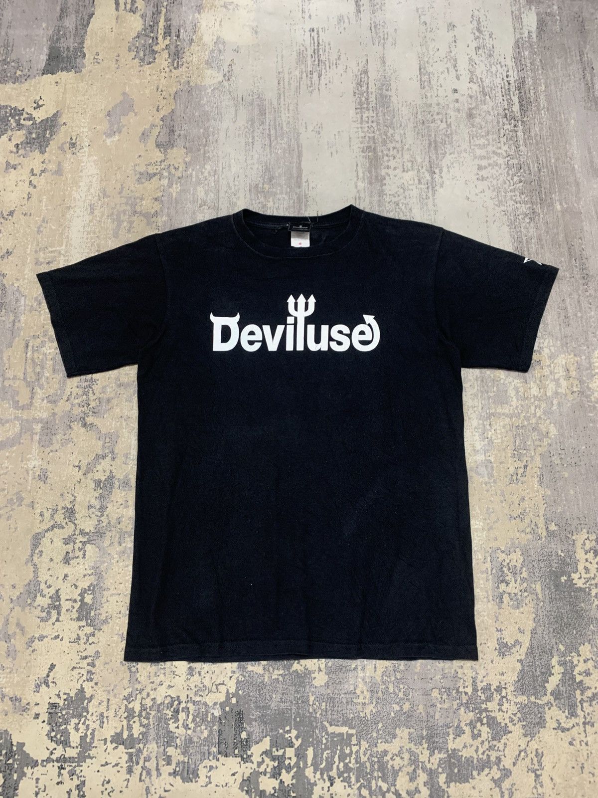 Japanese Brand VINTAGE DEVILUSE TSHIRT Size US M / EU 48-50 / 2 - 1 Thumbnail