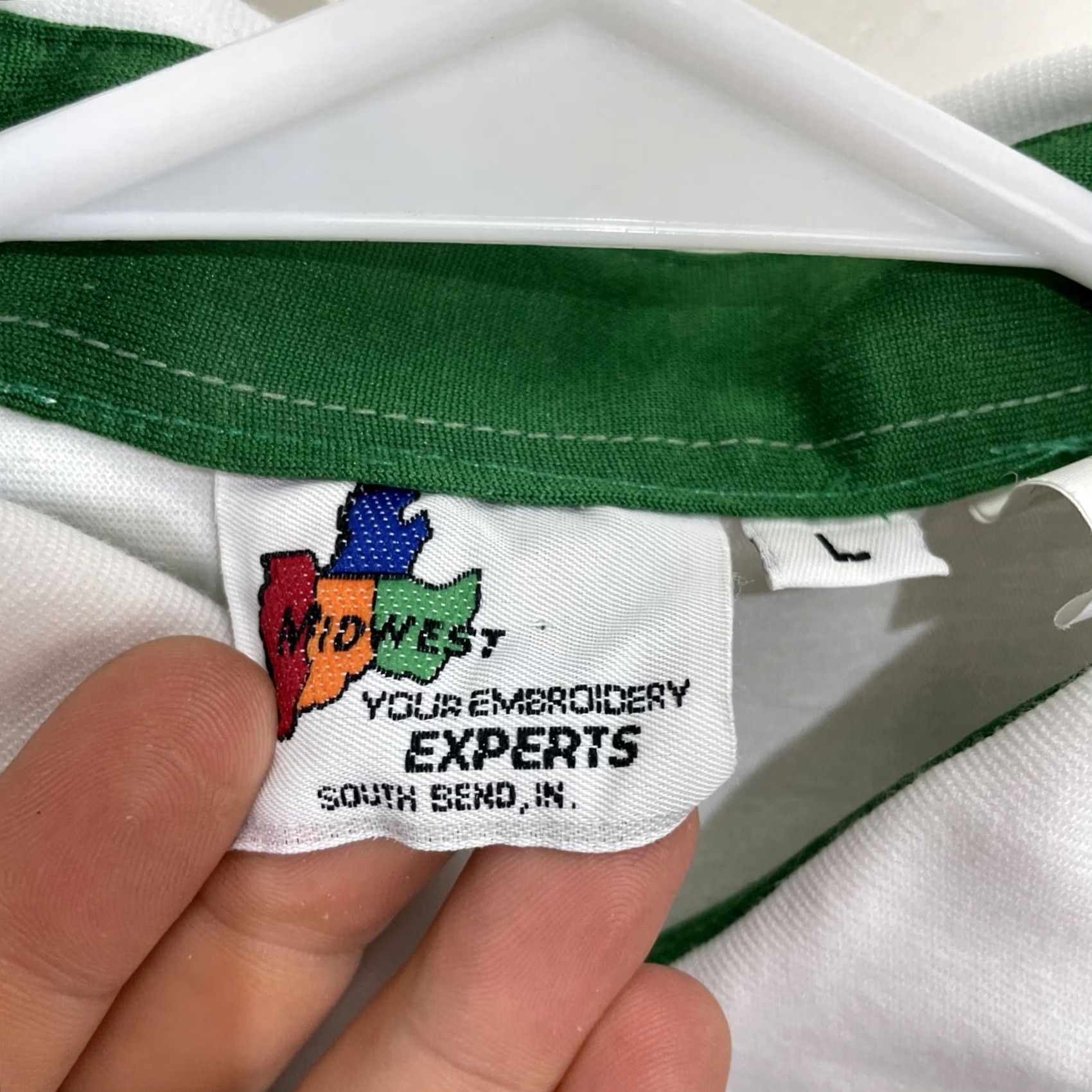 Vintage VINTAGE Midwest Quality Air Transport Polo Shirt Pocket 1/2 Button Large White Size US L / EU 52-54 / 3 - 2 Thumbnail