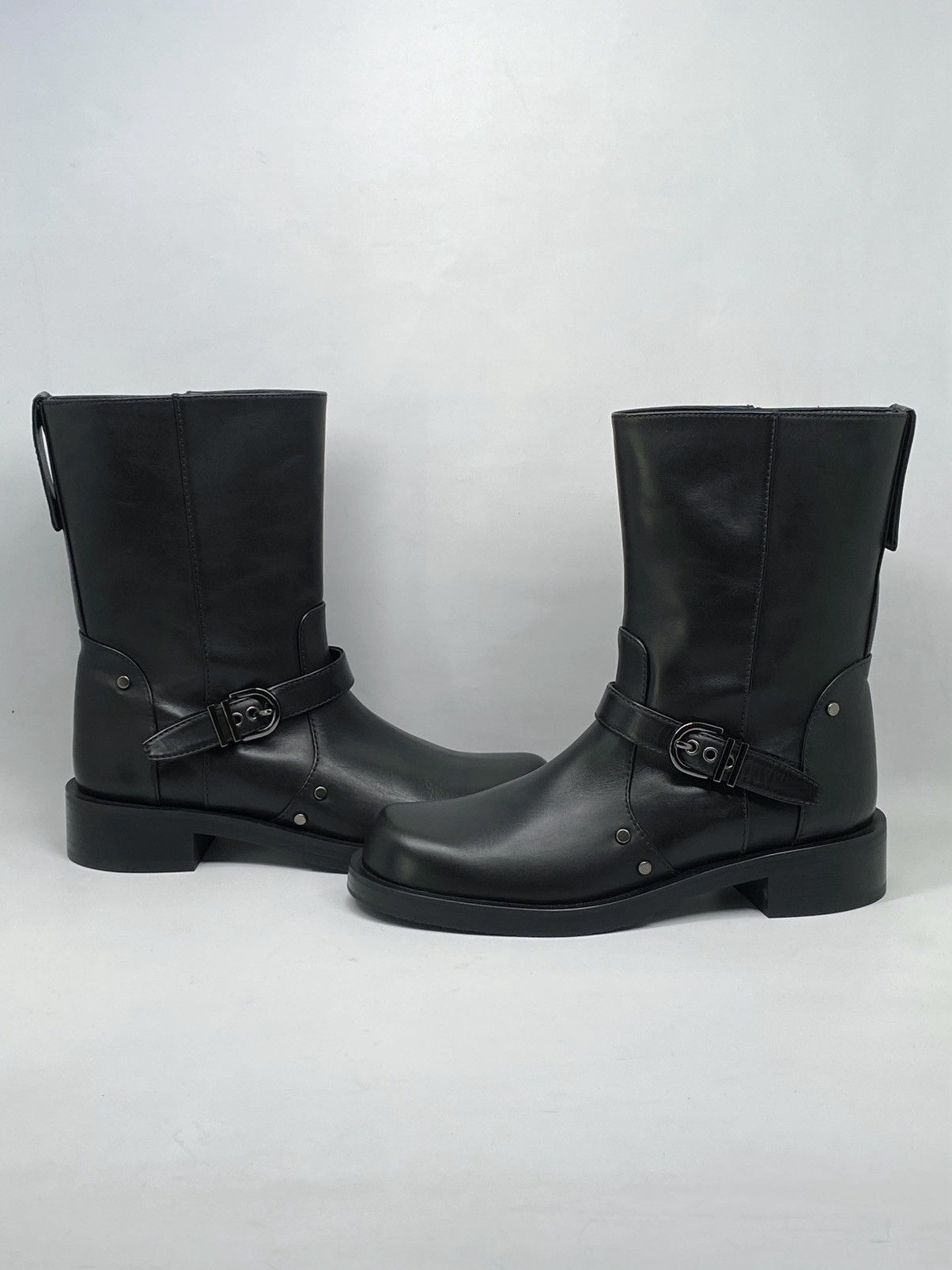 Stuart Weitzman Stuart Weitzman Maverick Pull On Moto Boots size 8 Size US 8 / IT 38 - 1 Thumbnail